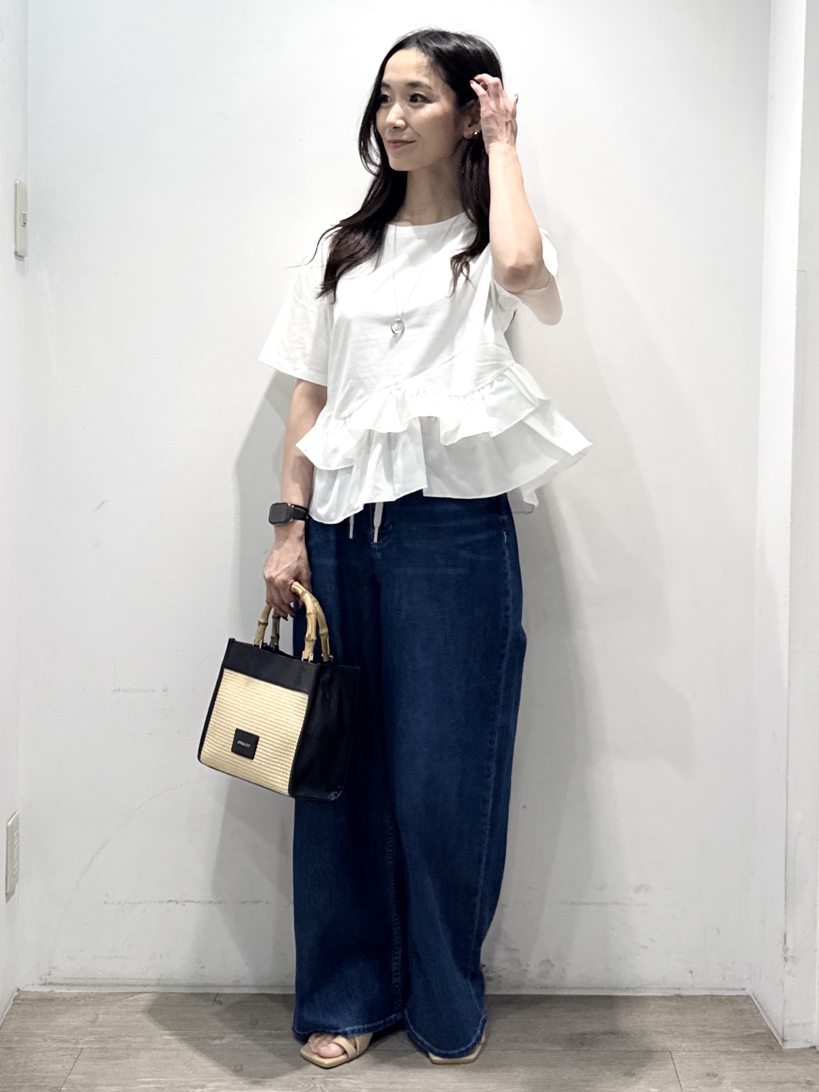 yuicciさんの「OPAQUE.CLIP｜裾フリルドッキングTシャツ【洗濯機OK】」を使ったコーディネート