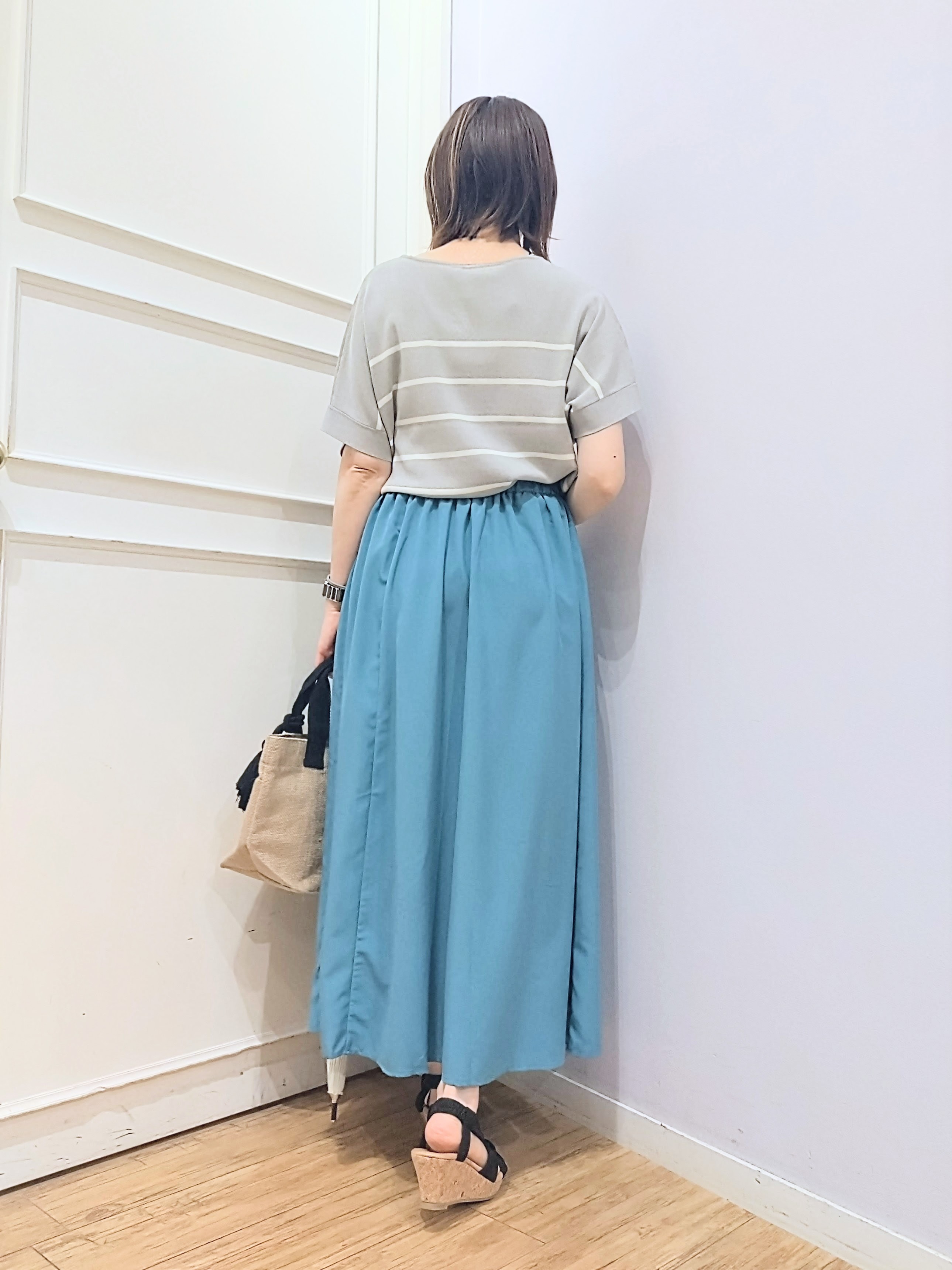 miomioさんの「SHOO･LA･RUE｜【毎日洗える/UV】二の腕隠れる さらっとドルマン半袖ニット」を使ったコーディネート
