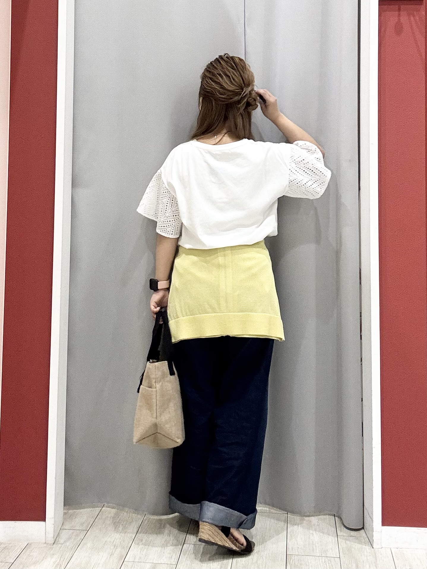 shioさんの「SHOO･LA･RUE｜【洗濯機可/S-LL】程よいVネックですっきり魅せる ジップアップ 7分袖シアーカーディガン」を使ったコーディネート