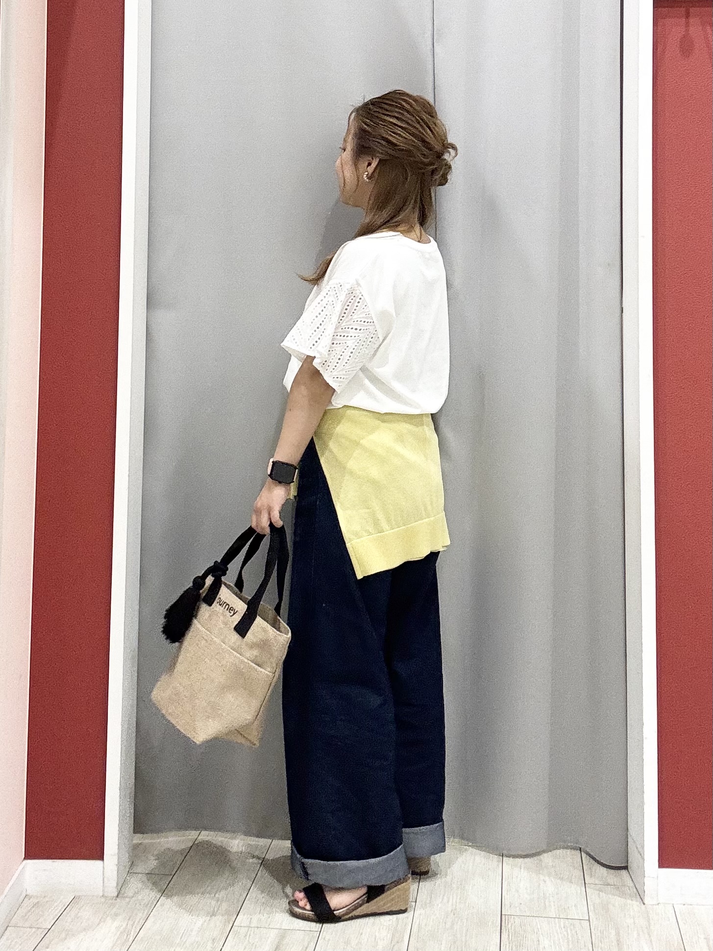 shioさんの「SHOO･LA･RUE｜【洗濯機可/S-LL】程よいVネックですっきり魅せる ジップアップ 7分袖シアーカーディガン」を使ったコーディネート