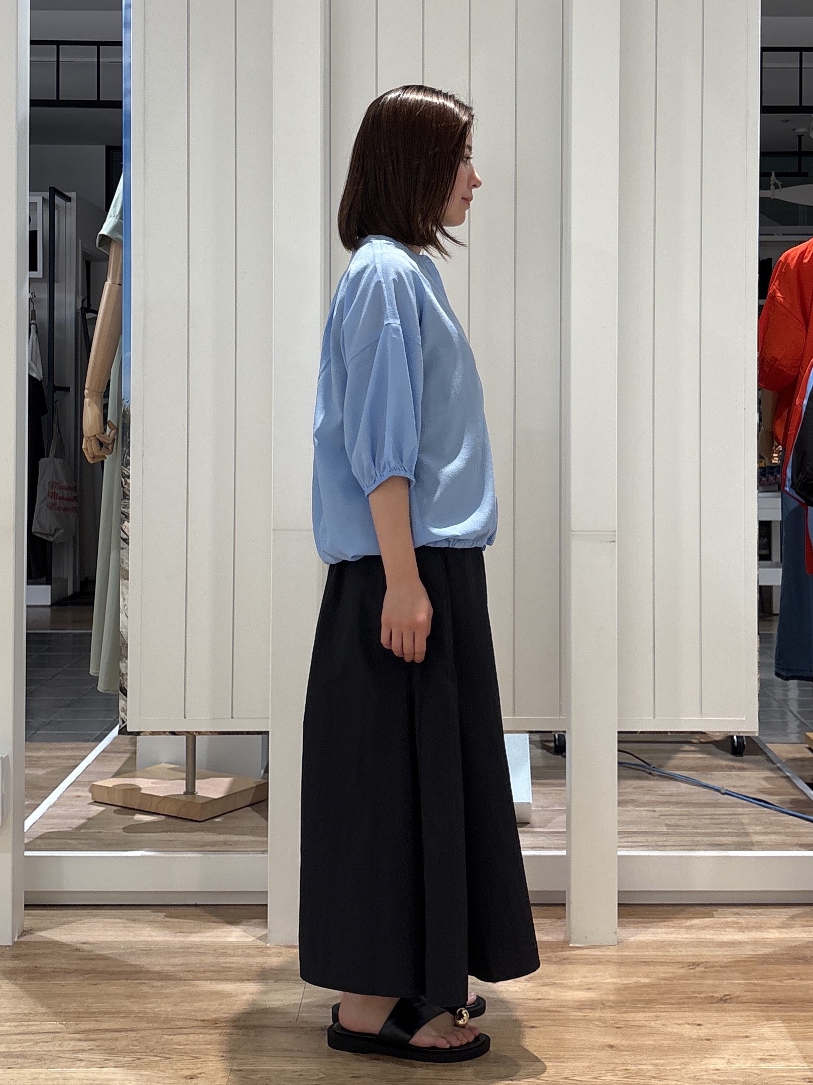 hinakoさんの「Dessin｜【高通気/セットアップ可】ハーフスリーブドロストシャツブラウス」を使ったコーディネート