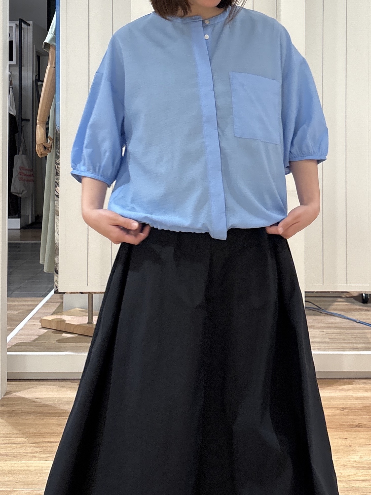 hinakoさんの「Dessin｜【高通気/セットアップ可】ハーフスリーブドロストシャツブラウス」を使ったコーディネート
