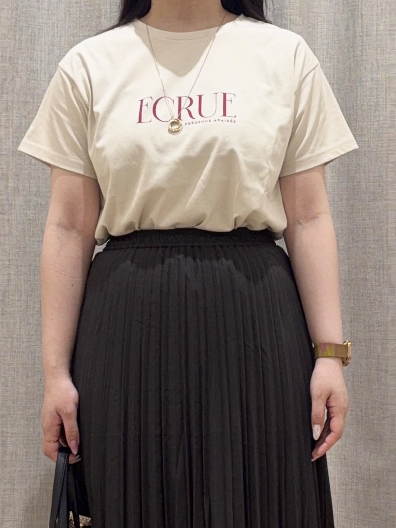 minamiさんの「grove｜【遮熱／吸水速乾／UVカット】ベーシックロゴTシャツ」を使ったコーディネート