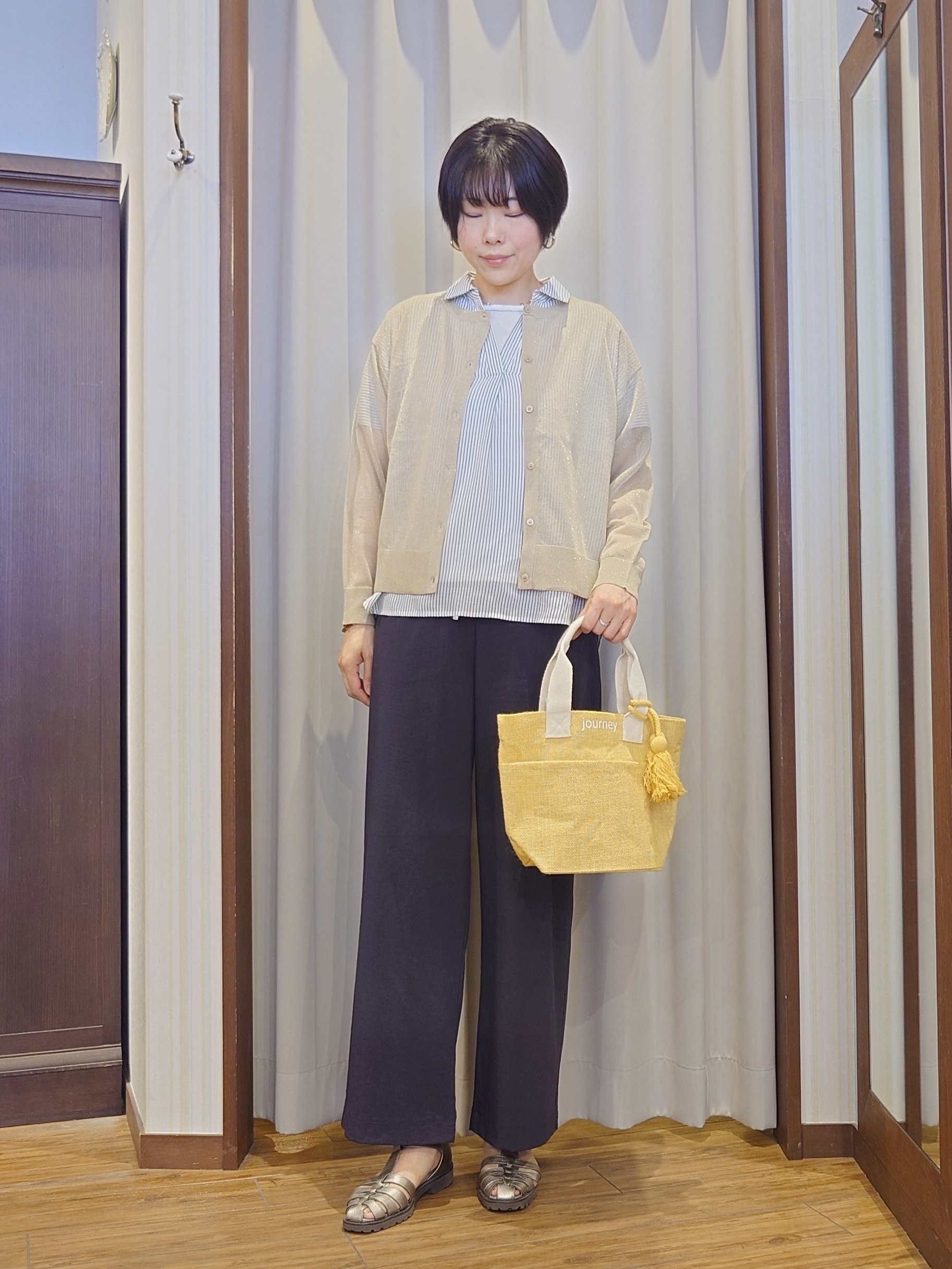 ERIKOさんの「SHOO･LA･RUE｜【通気性〇/洗濯機可/S-LL】シアーラメカーディガン」を使ったコーディネート