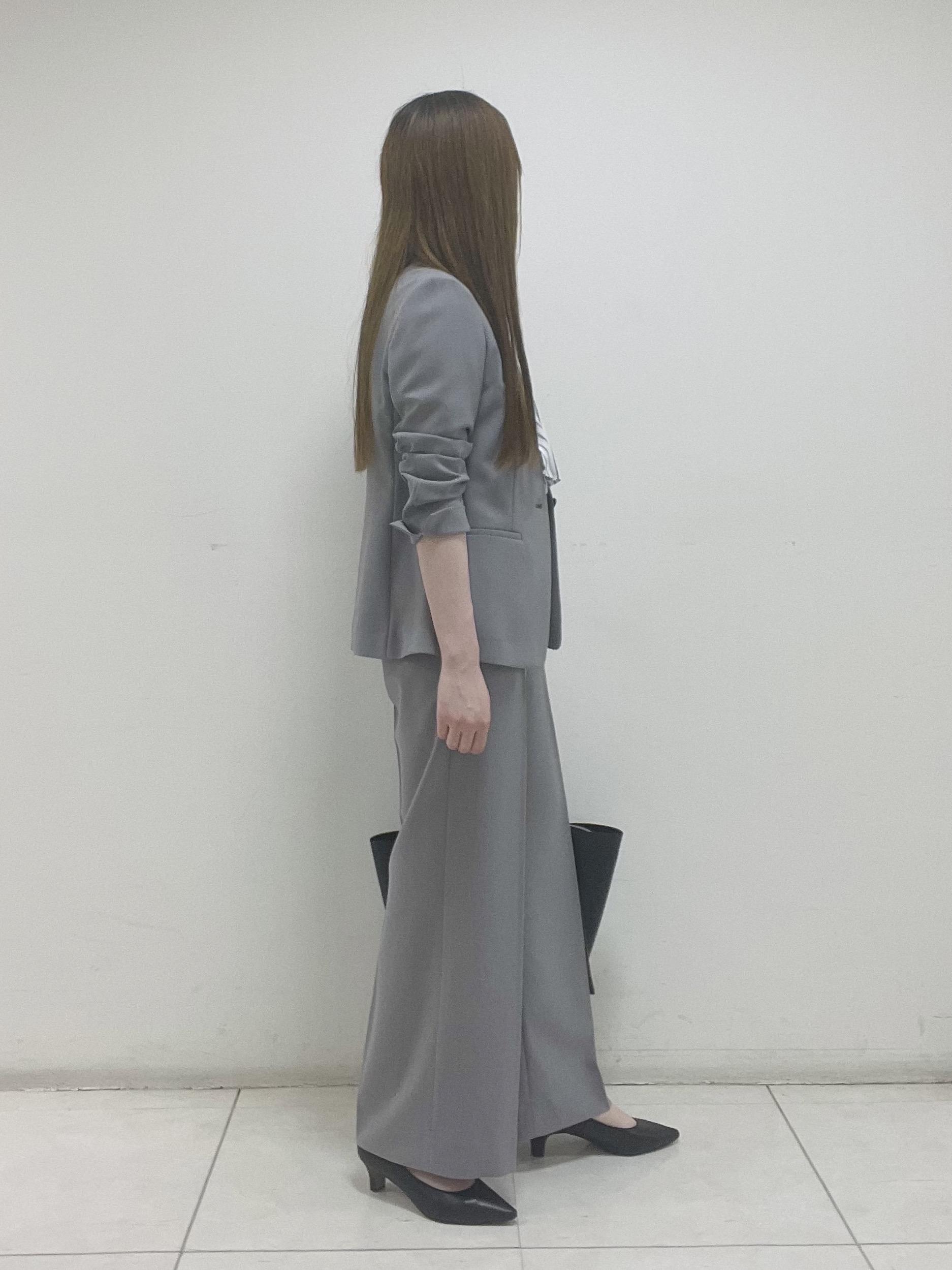 mさんの「INDIVI｜【定番スーツ／UVケア／洗える】ウール調ノーカラージャケット」を使ったコーディネート