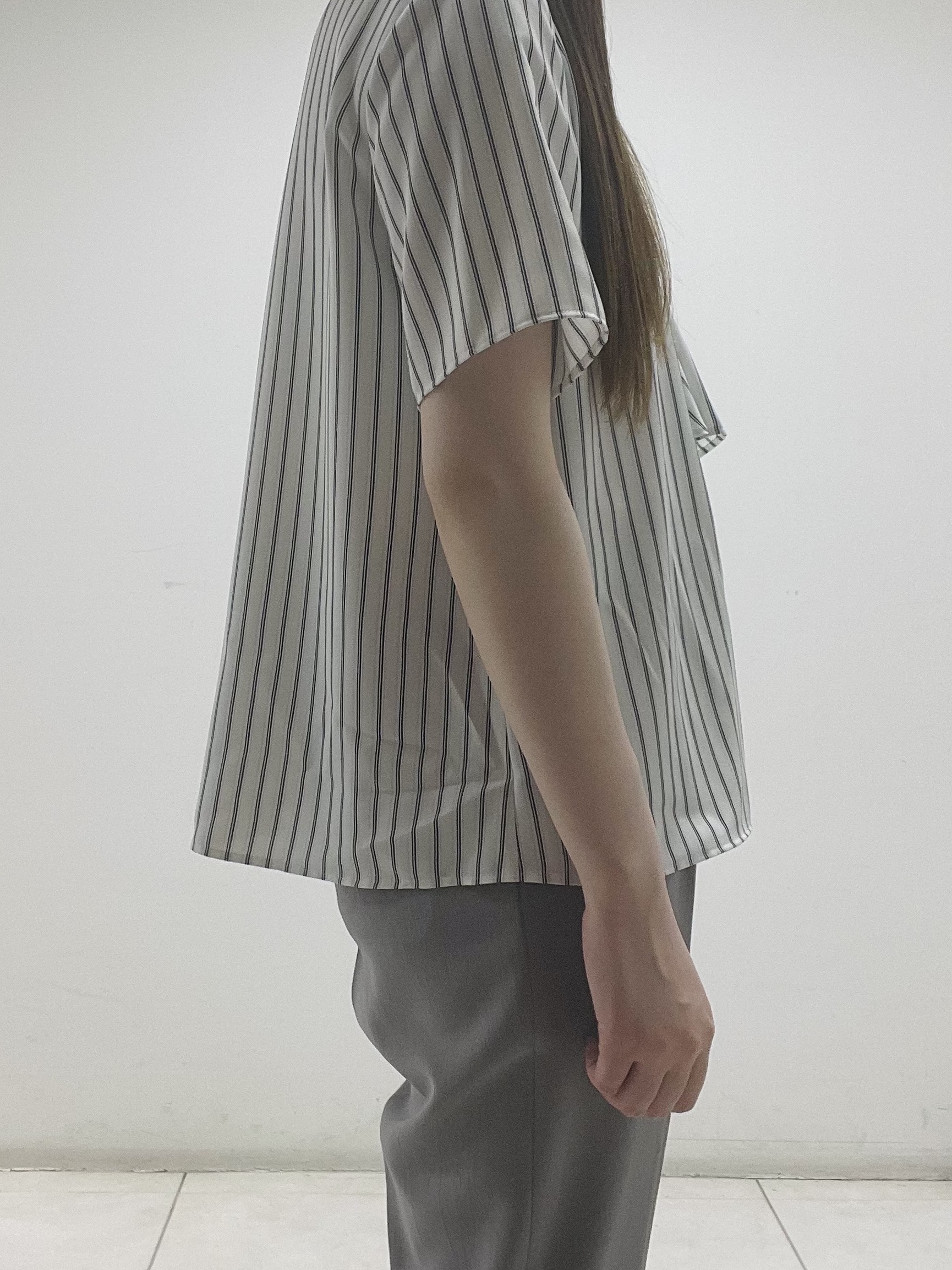 mさんの「INDIVI｜【定番スーツ／UVケア／洗える】ウール調ノーカラージャケット」を使ったコーディネート