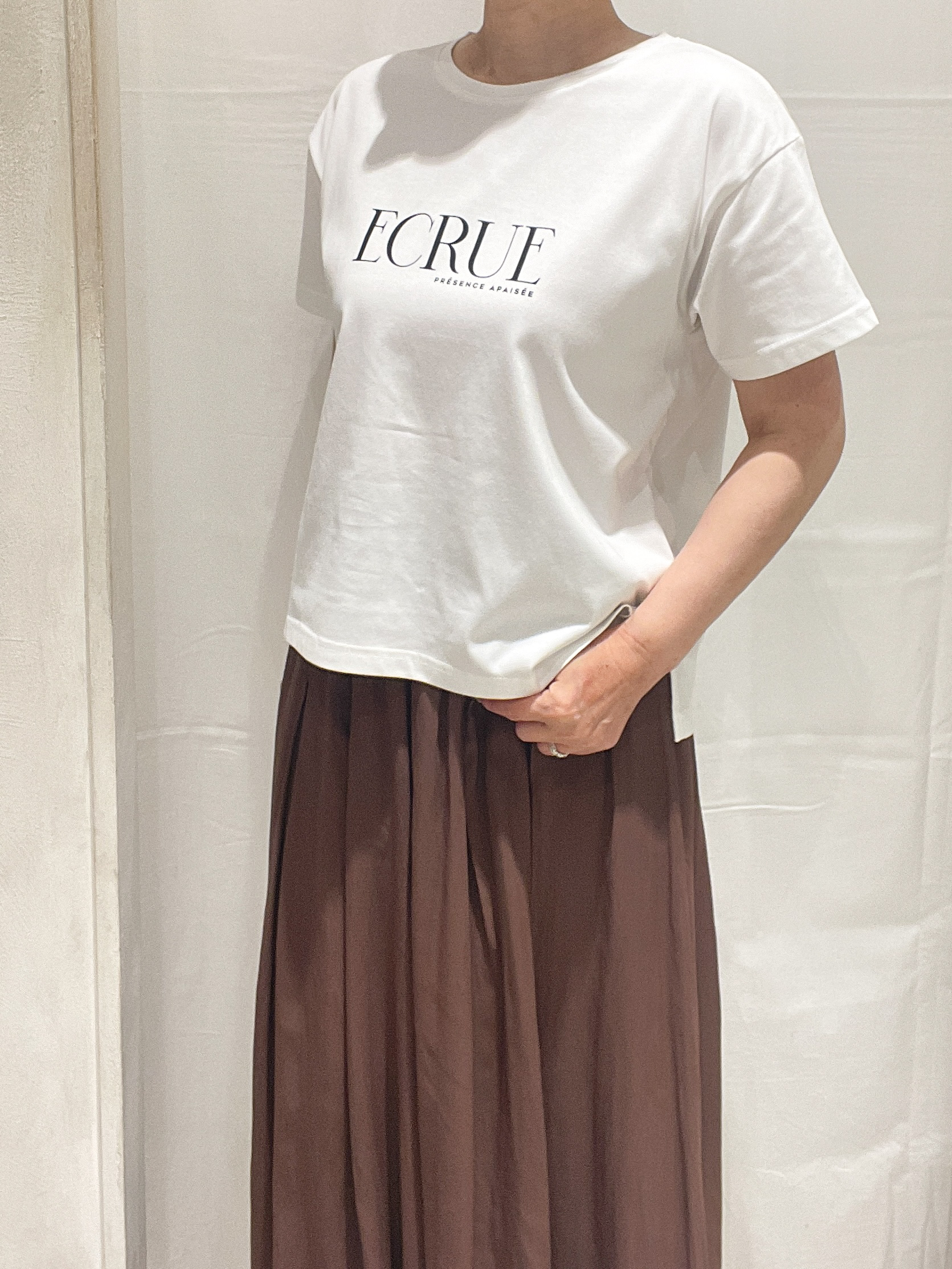 hiroさんの「grove｜【遮熱／吸水速乾／UVカット】ベーシックロゴTシャツ」を使ったコーディネート