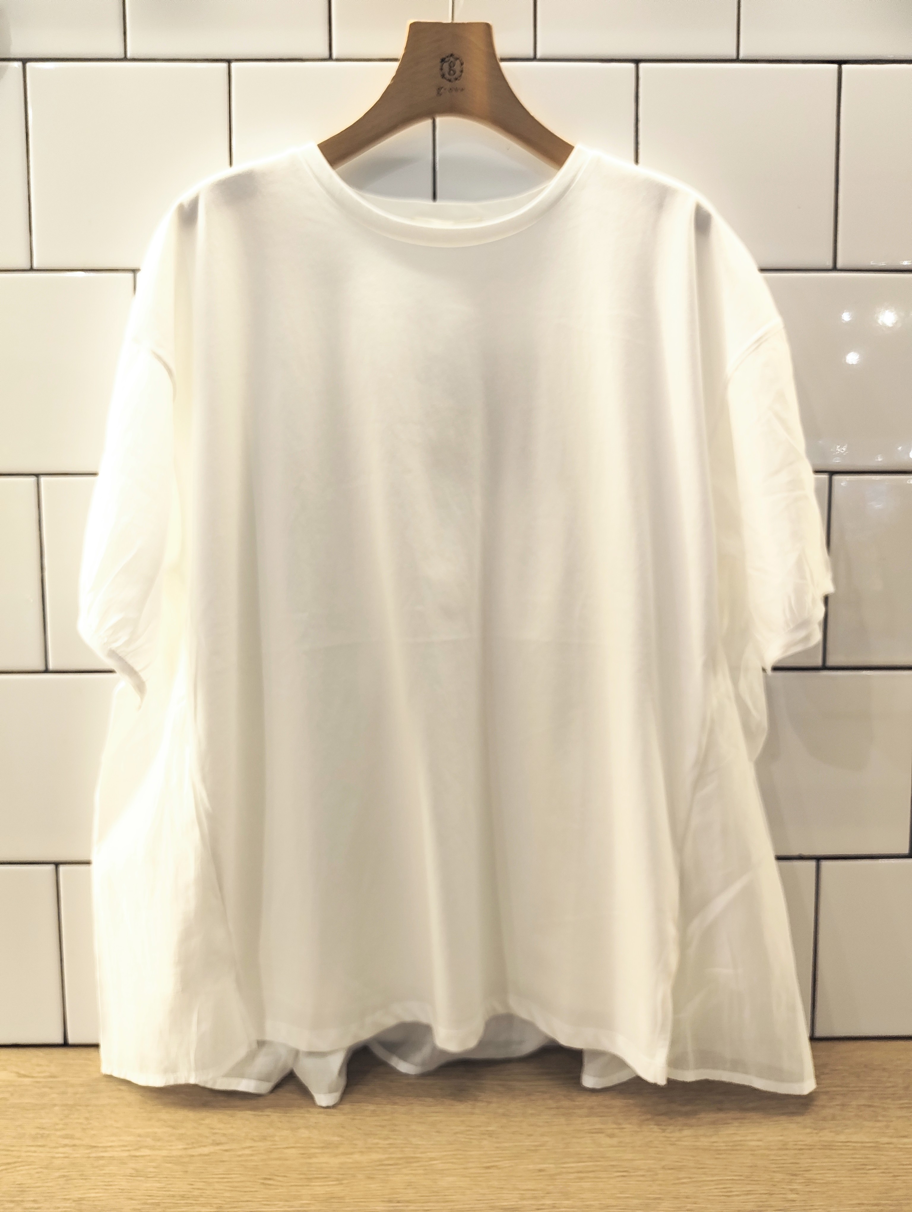 milkaさんの「grove｜【UVカット】体型カバー叶う、バックプリーツTシャツ」を使ったコーディネート