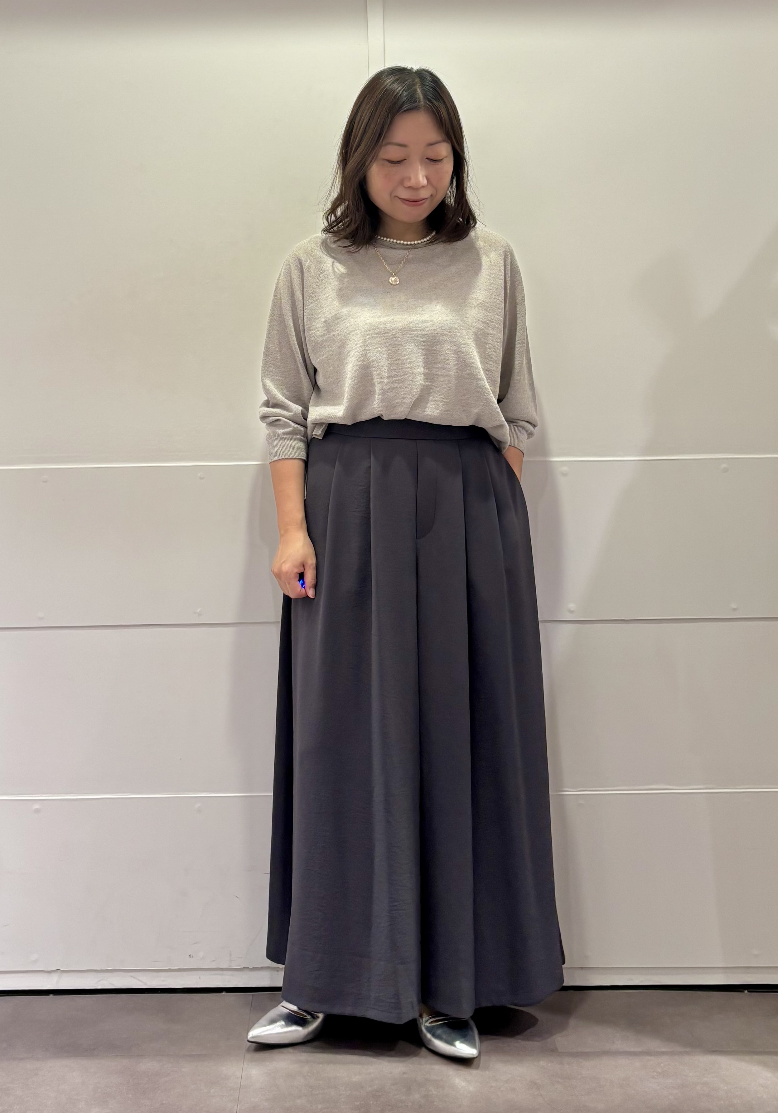 TOKOさんの「UNTITLED｜【ゆったり/リラクシー】リネンボートネックプルオーバー」を使ったコーディネート