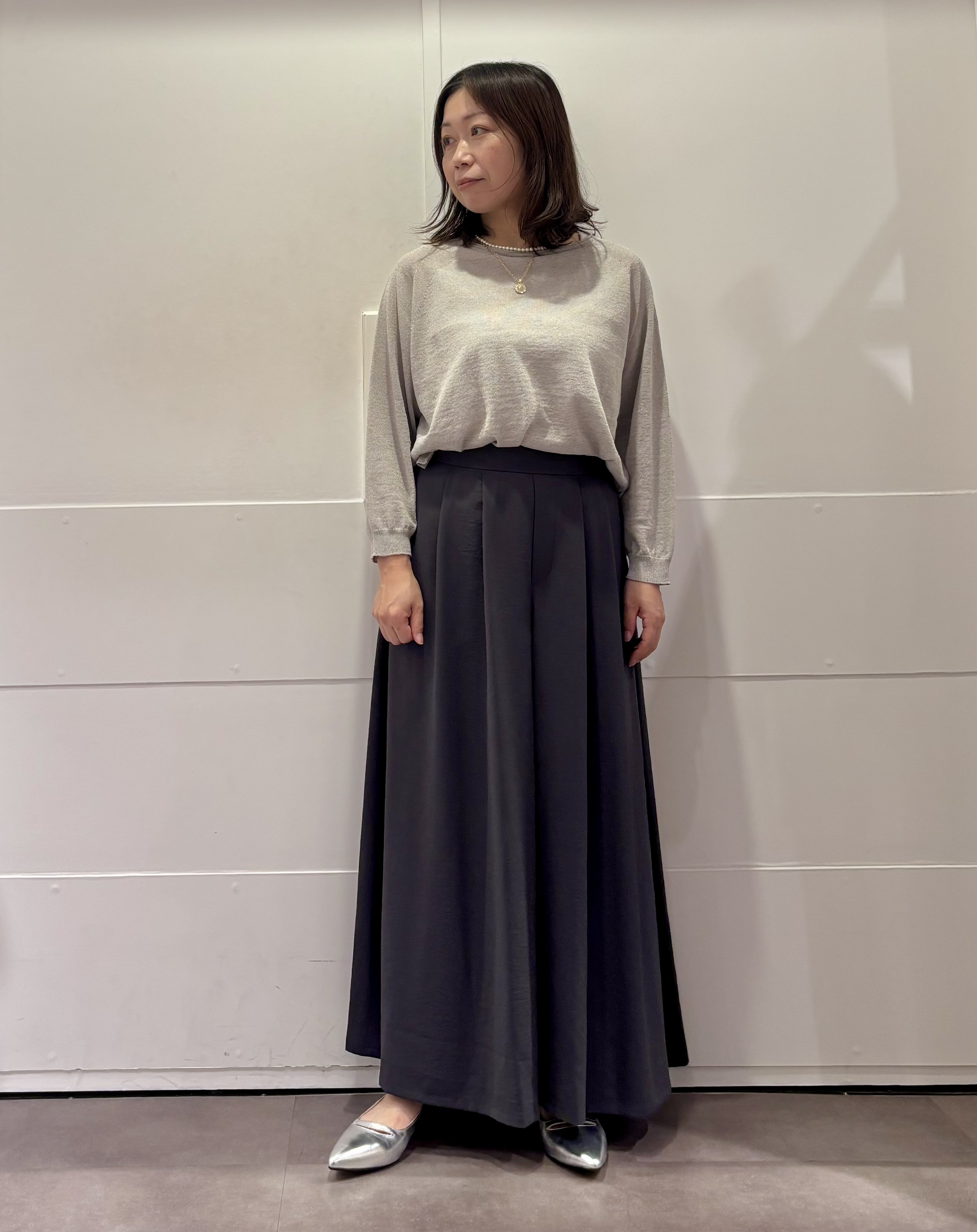 TOKOさんの「UNTITLED｜【ゆったり/リラクシー】リネンボートネックプルオーバー」を使ったコーディネート