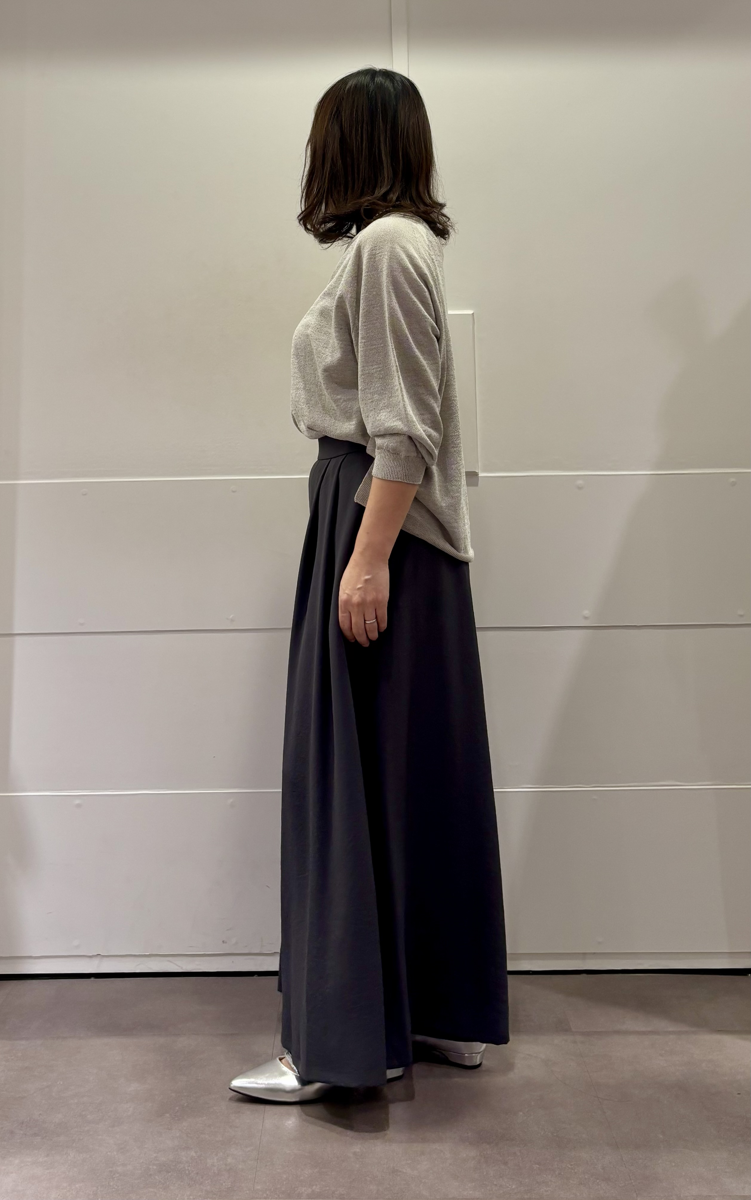 TOKOさんの「UNTITLED｜【ゆったり/リラクシー】リネンボートネックプルオーバー」を使ったコーディネート