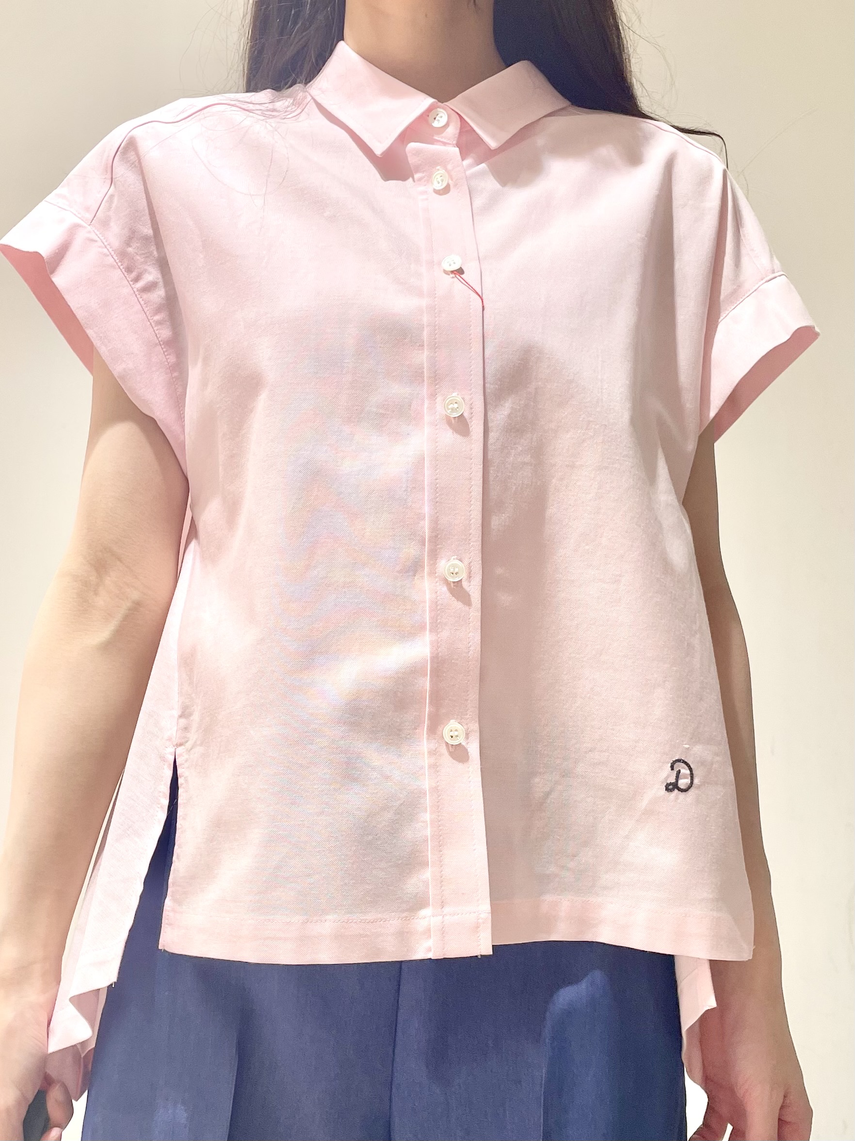 ことさんの「DRESSTERIOR｜【毎年人気/ウォッシャブル】バックフレアオックスシャツ」を使ったコーディネート