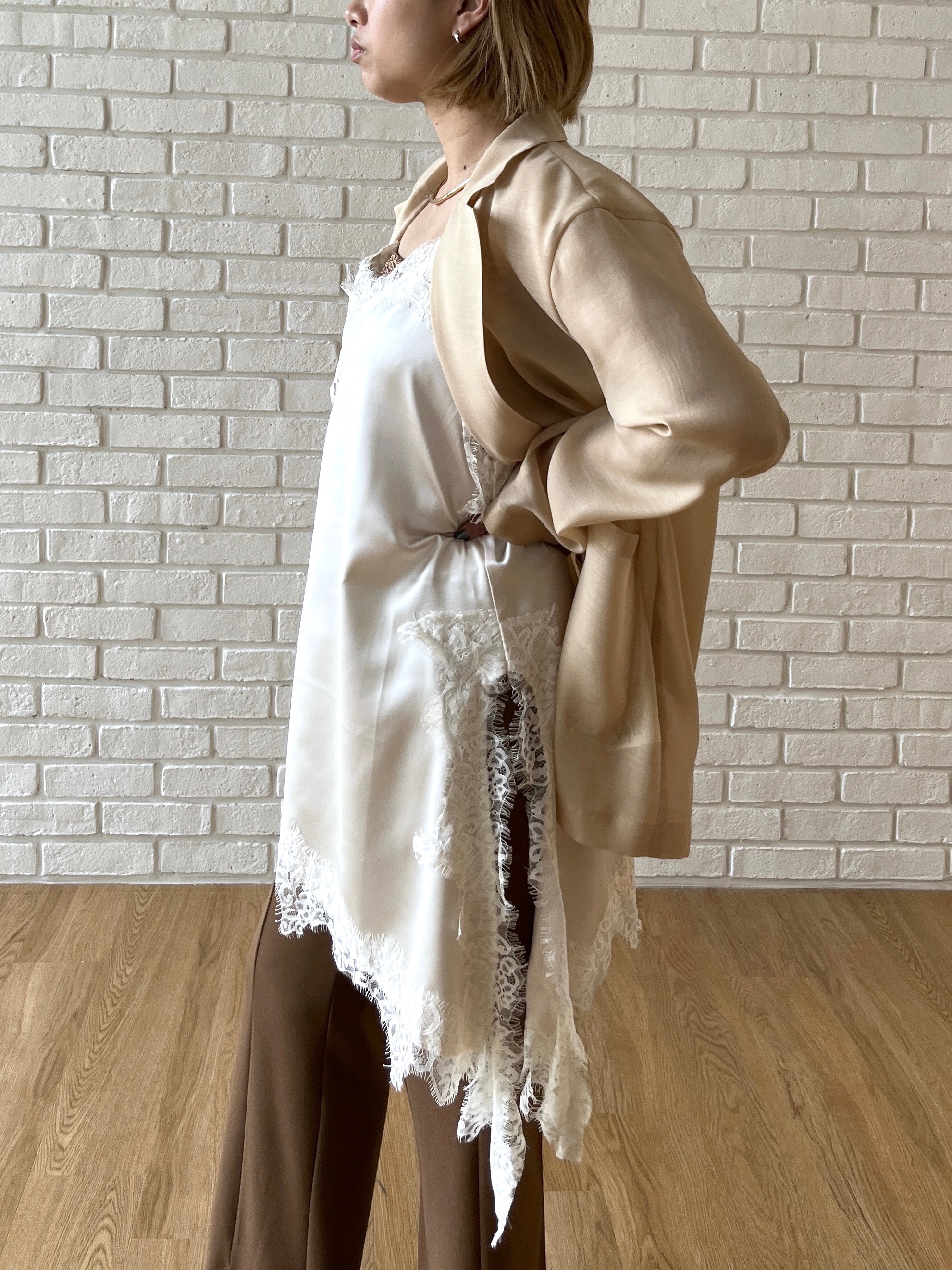 Harukaさんの「INDIVI｜【接触冷感/通気性】シアーシャツジャケット」を使ったコーディネート