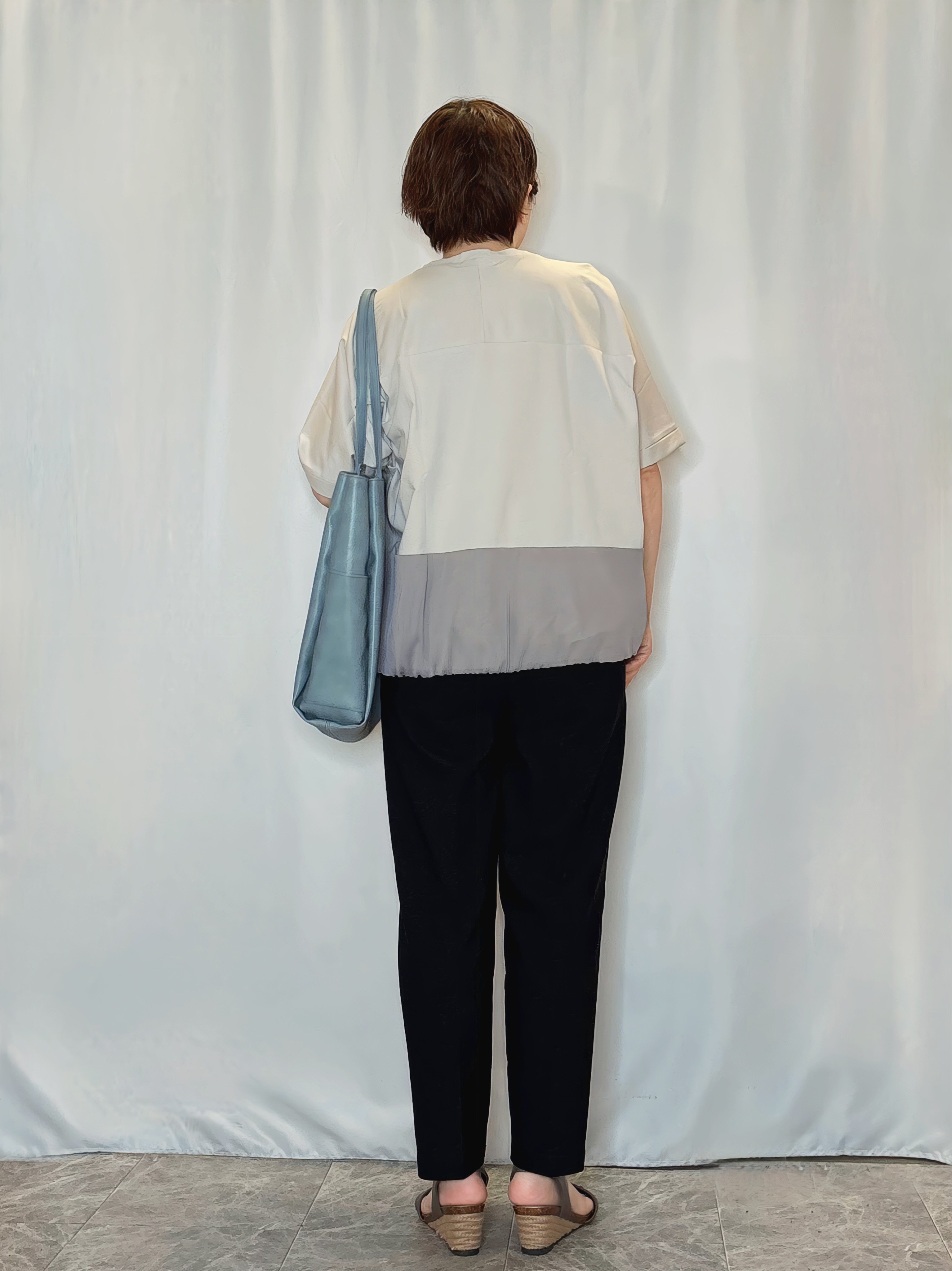 たみさんの「SHOO･LA･RUE｜【洗濯機可/体型カバー】インせず着られる 裾配色 ゆったりバルーントップス」を使ったコーディネート