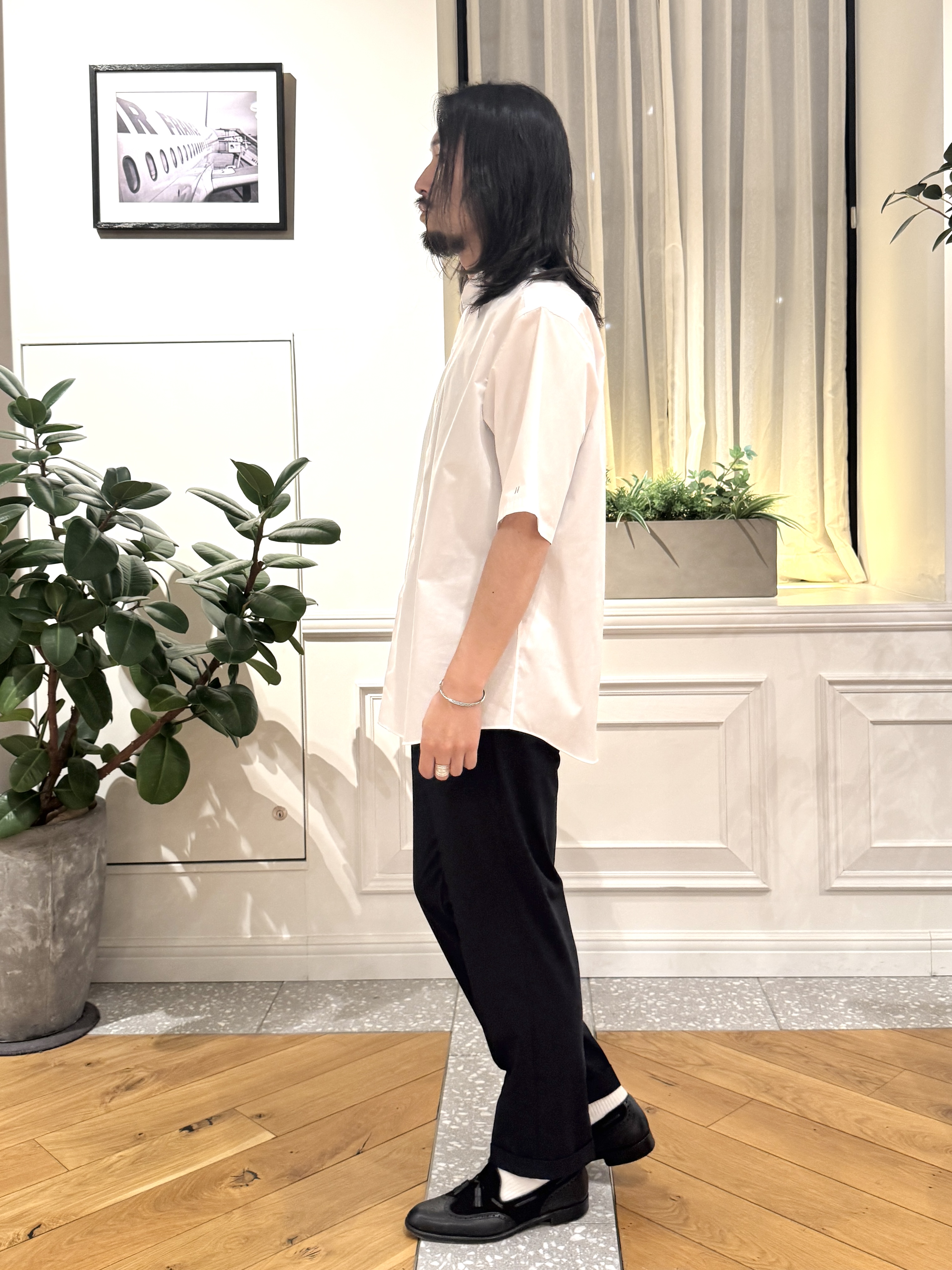 kawarataniさんの「DRESSTERIOR｜【干場義雅&times;DRESSTERIOR/再入荷】シドグラスシャツ」を使ったコーディネート