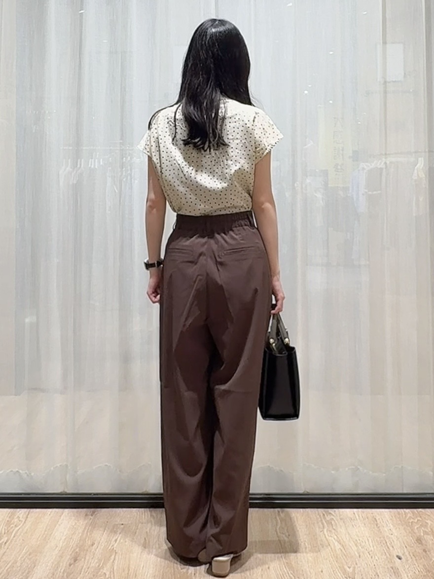 ぞうげさんの「OPAQUE.CLIP｜ドットボウタイブラウス【洗濯機OK】」を使ったコーディネート