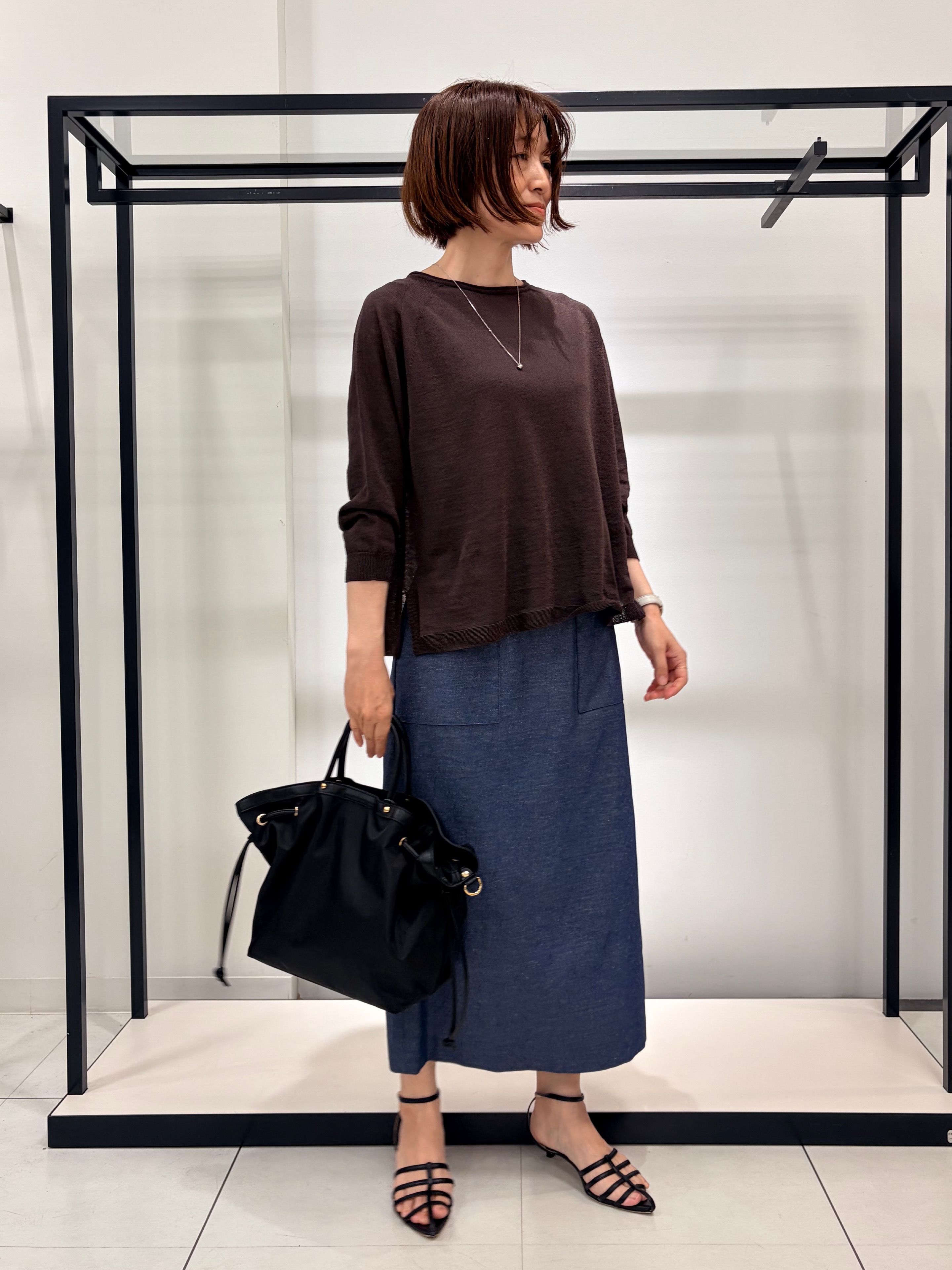Mikiさんの「UNTITLED｜【ゆったり/リラクシー】リネンボートネックプルオーバー」を使ったコーディネート