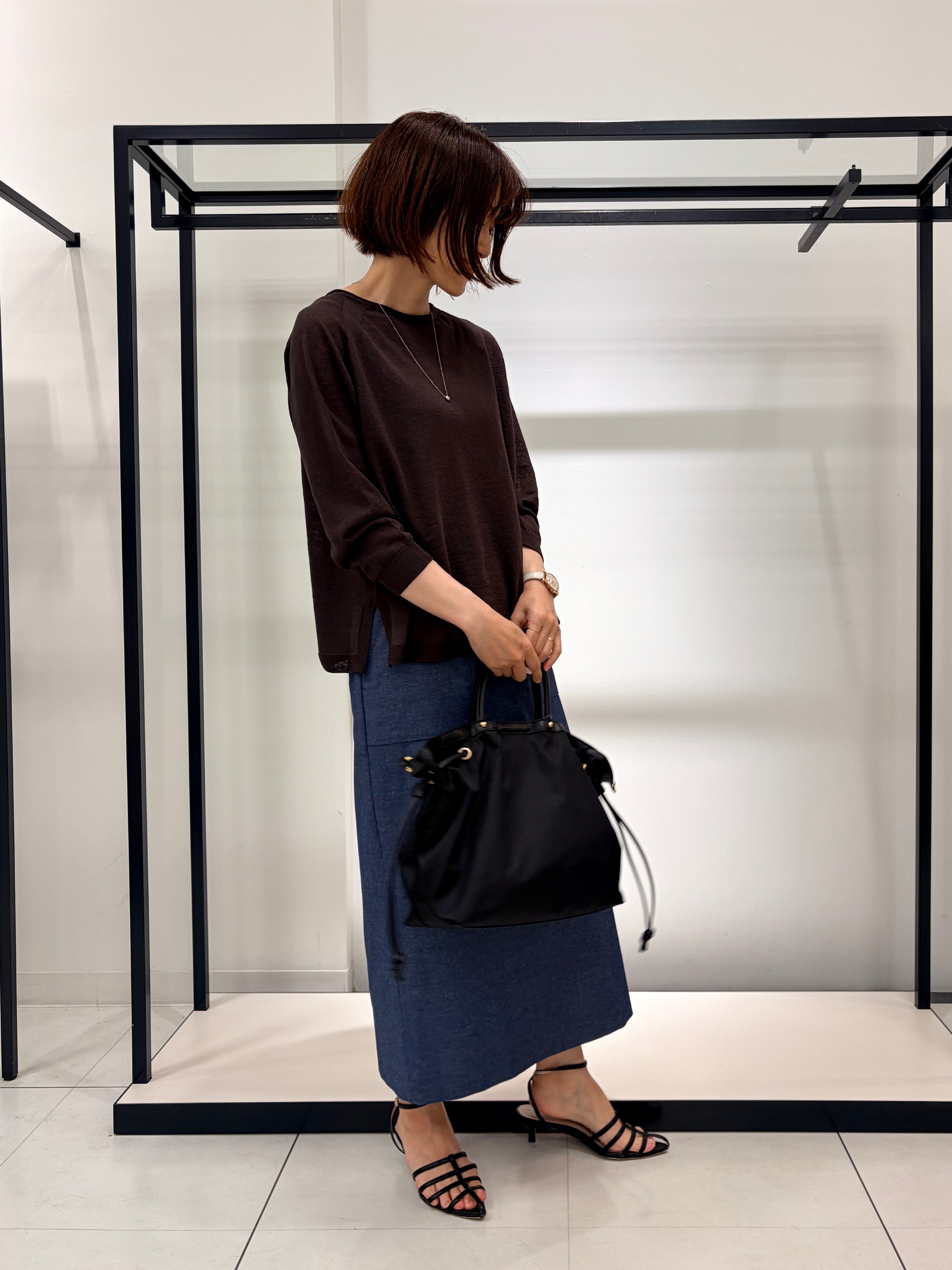 Mikiさんの「UNTITLED｜【ゆったり/リラクシー】リネンボートネックプルオーバー」を使ったコーディネート