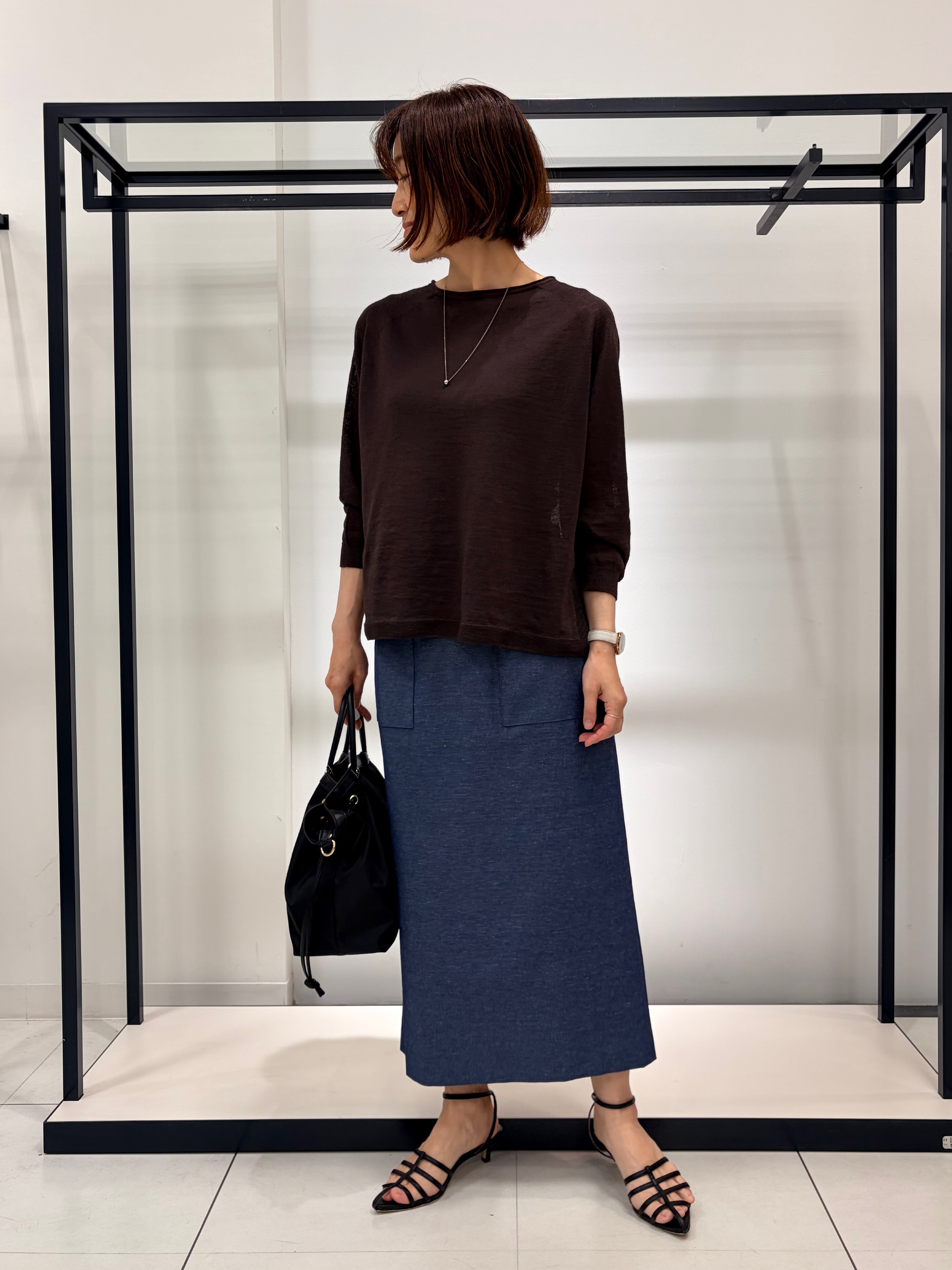 Mikiさんの「UNTITLED｜【ゆったり/リラクシー】リネンボートネックプルオーバー」を使ったコーディネート