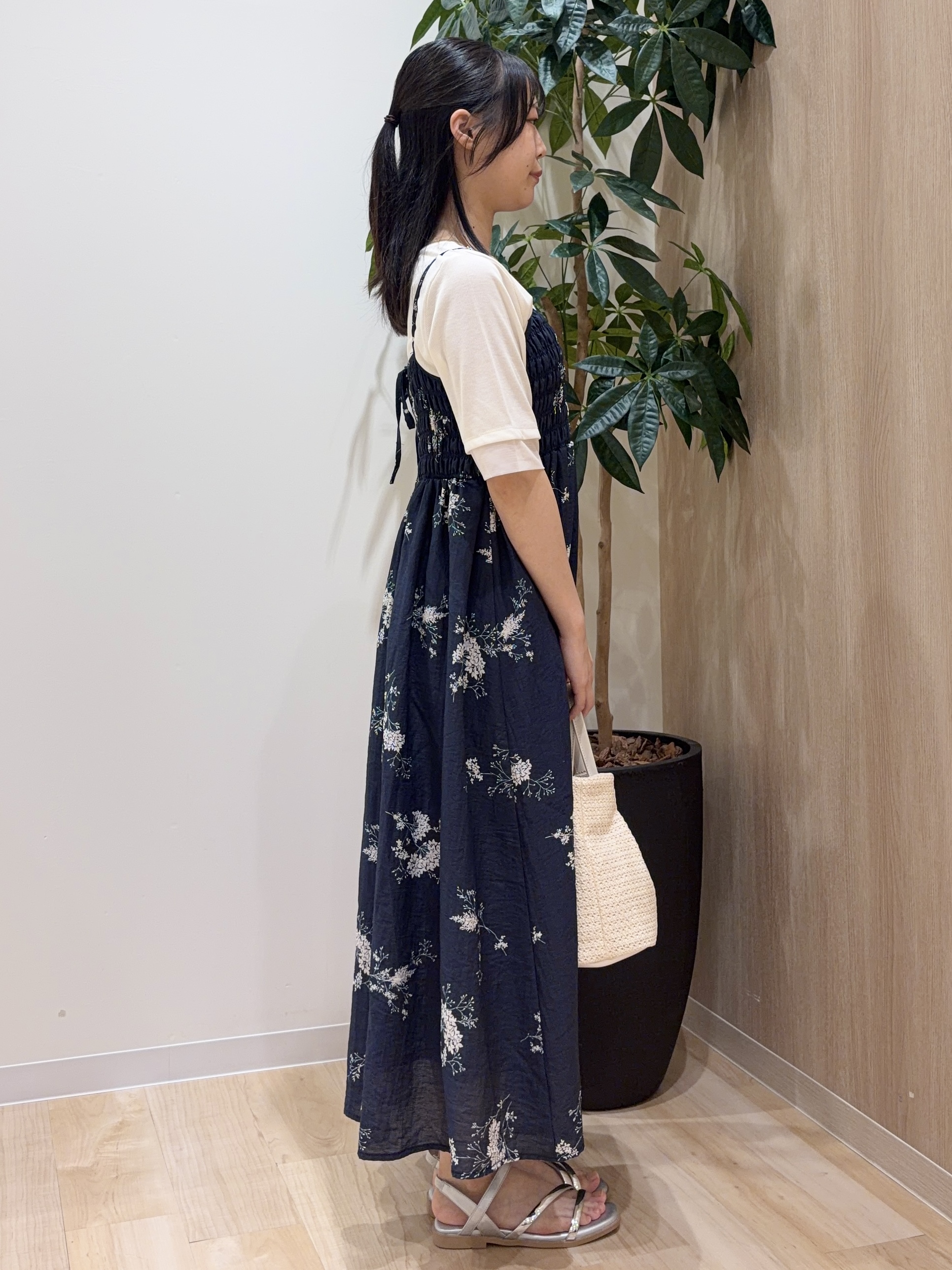 ayaneさんの「grove｜【UVカット】チュールトリミング5分袖Tシャツ」を使ったコーディネート