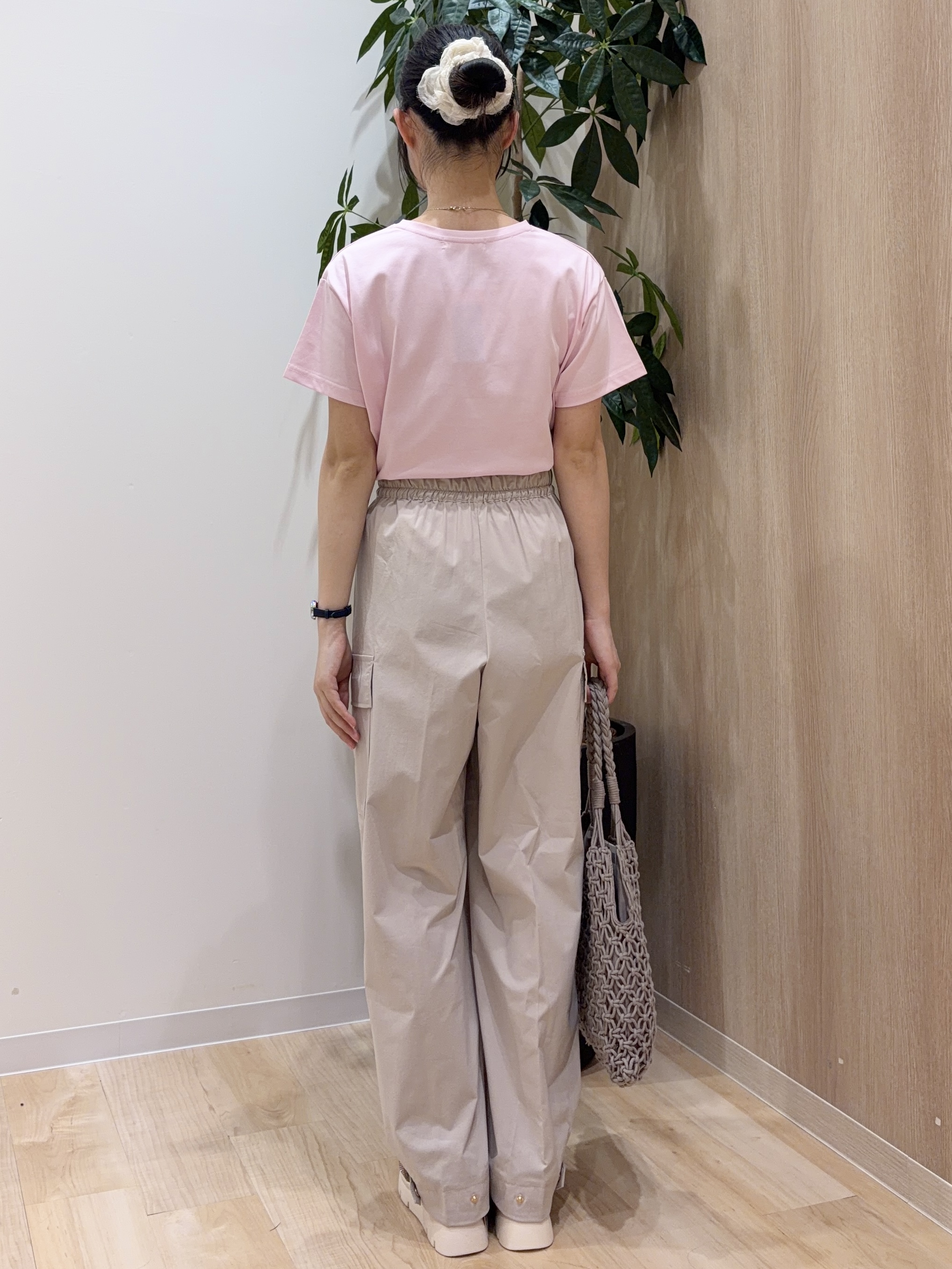 ayaneさんの「grove｜【遮熱／吸水速乾／UVカット】ベーシックロゴTシャツ」を使ったコーディネート