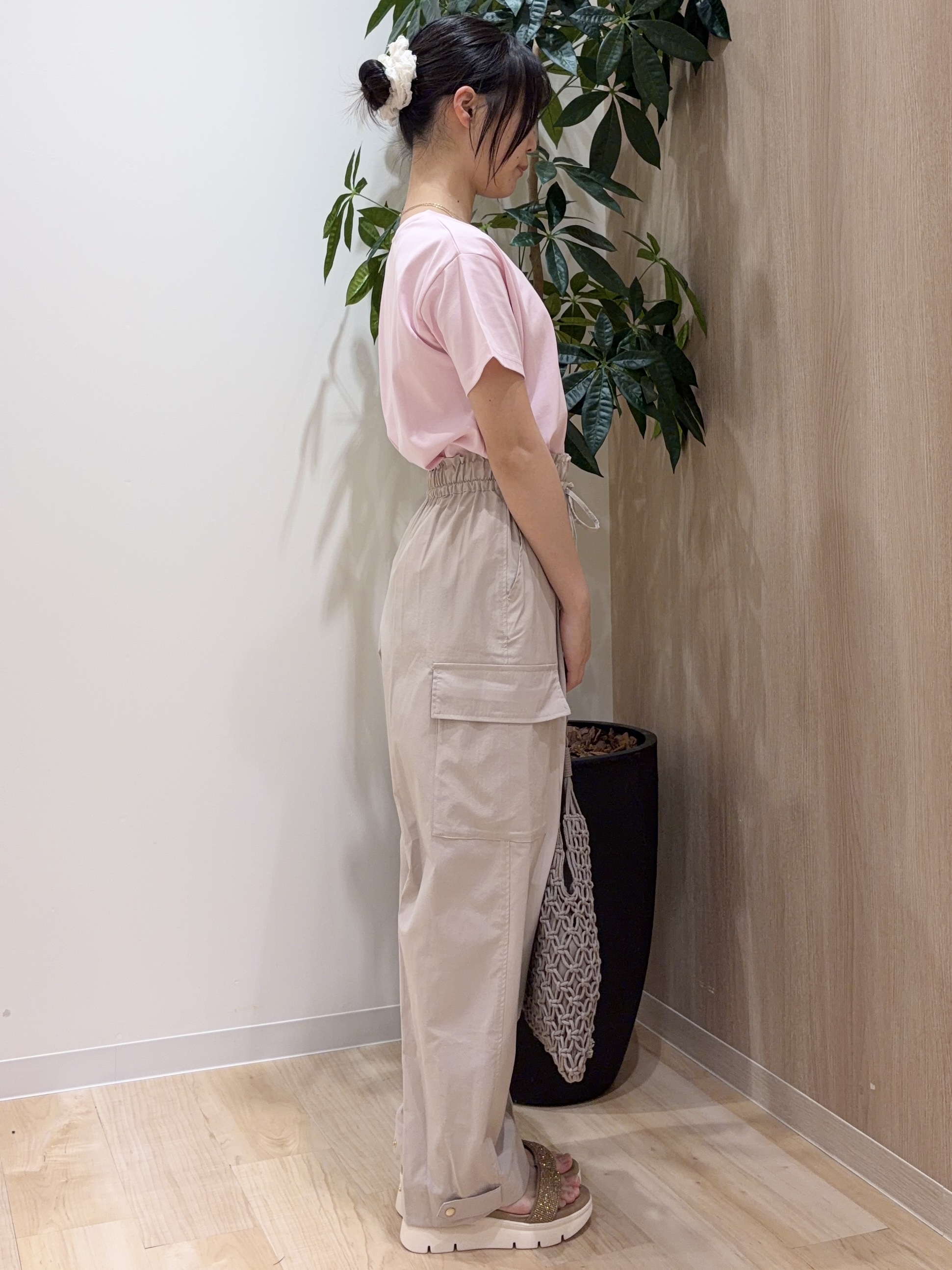 ayaneさんの「grove｜【遮熱／吸水速乾／UVカット】ベーシックロゴTシャツ」を使ったコーディネート
