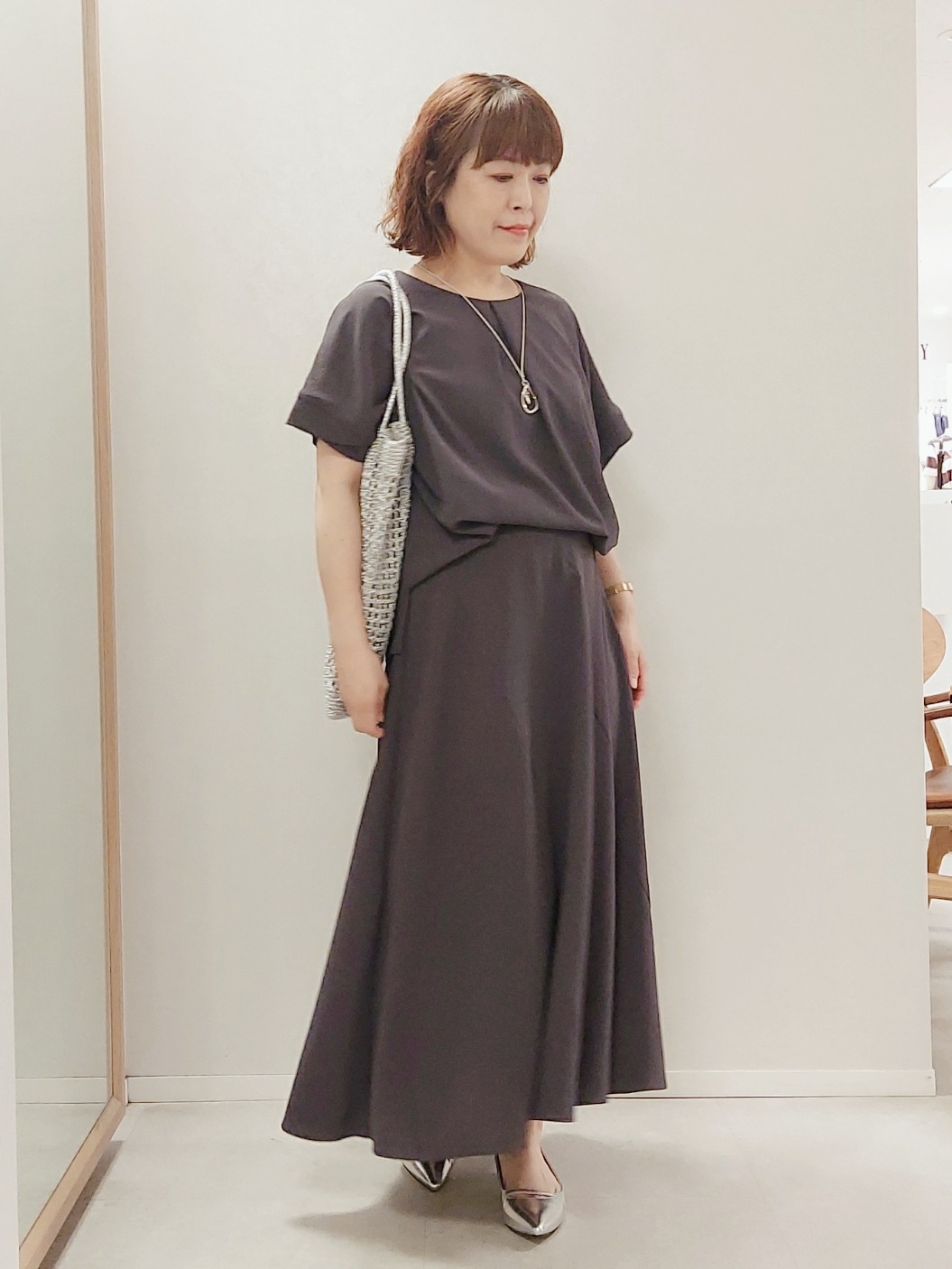 Koyaさんの「UNTITLED｜【セットアップ可/UVカット/前後2WAY】リラクシーフレンチスリーブブラウス」を使ったコーディネート