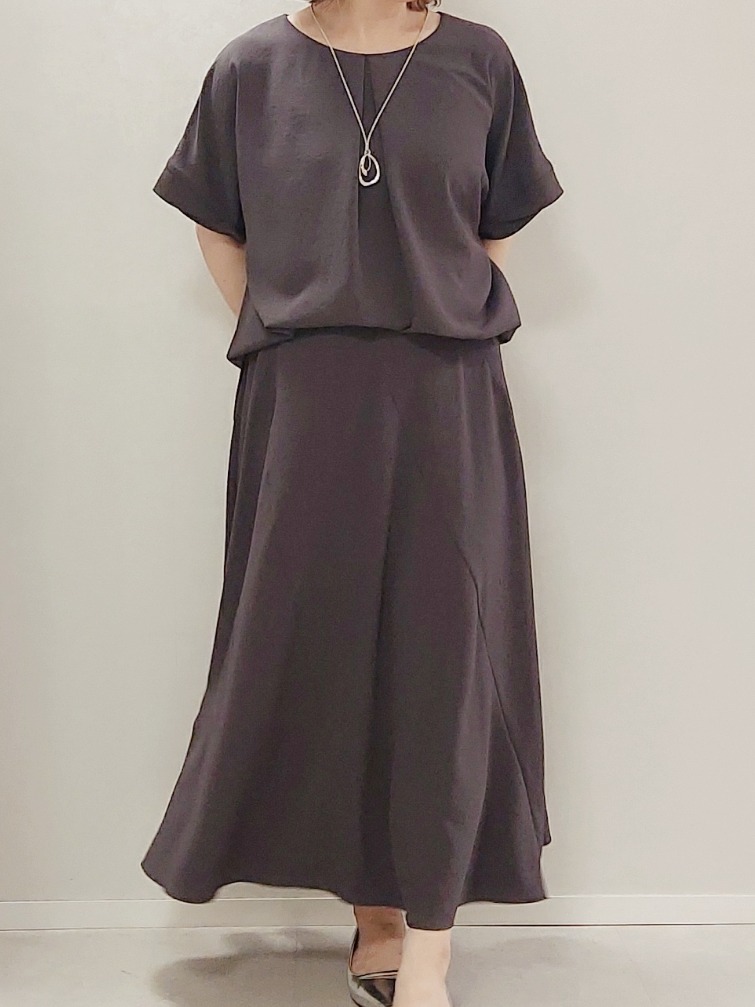 Koyaさんの「UNTITLED｜【セットアップ可/UVカット/前後2WAY】リラクシーフレンチスリーブブラウス」を使ったコーディネート