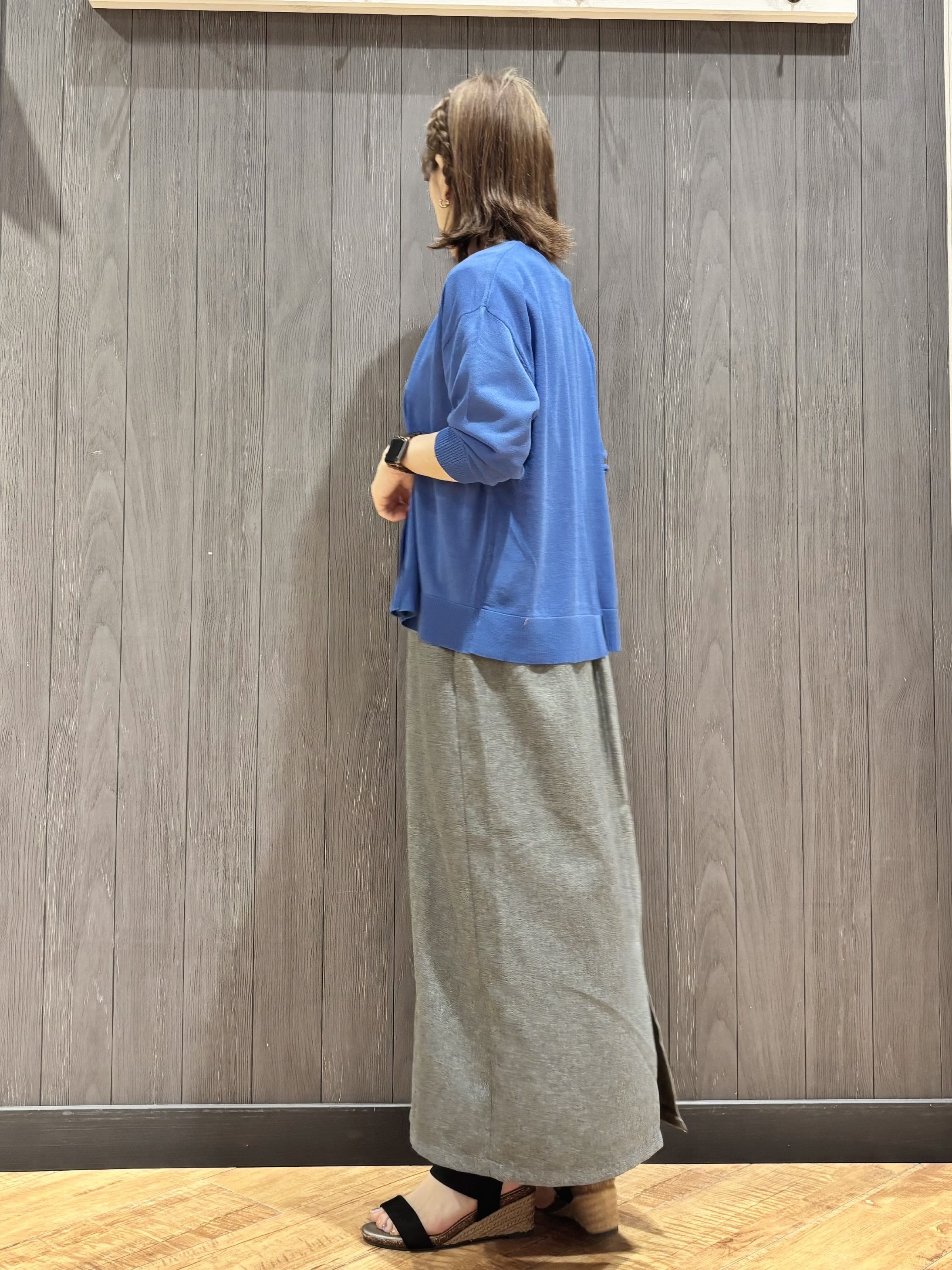 meiさんの「SHOO･LA･RUE｜【2点セット/洗濯機可/S-LL】ネックレス付き お袖パールブラウス」を使ったコーディネート