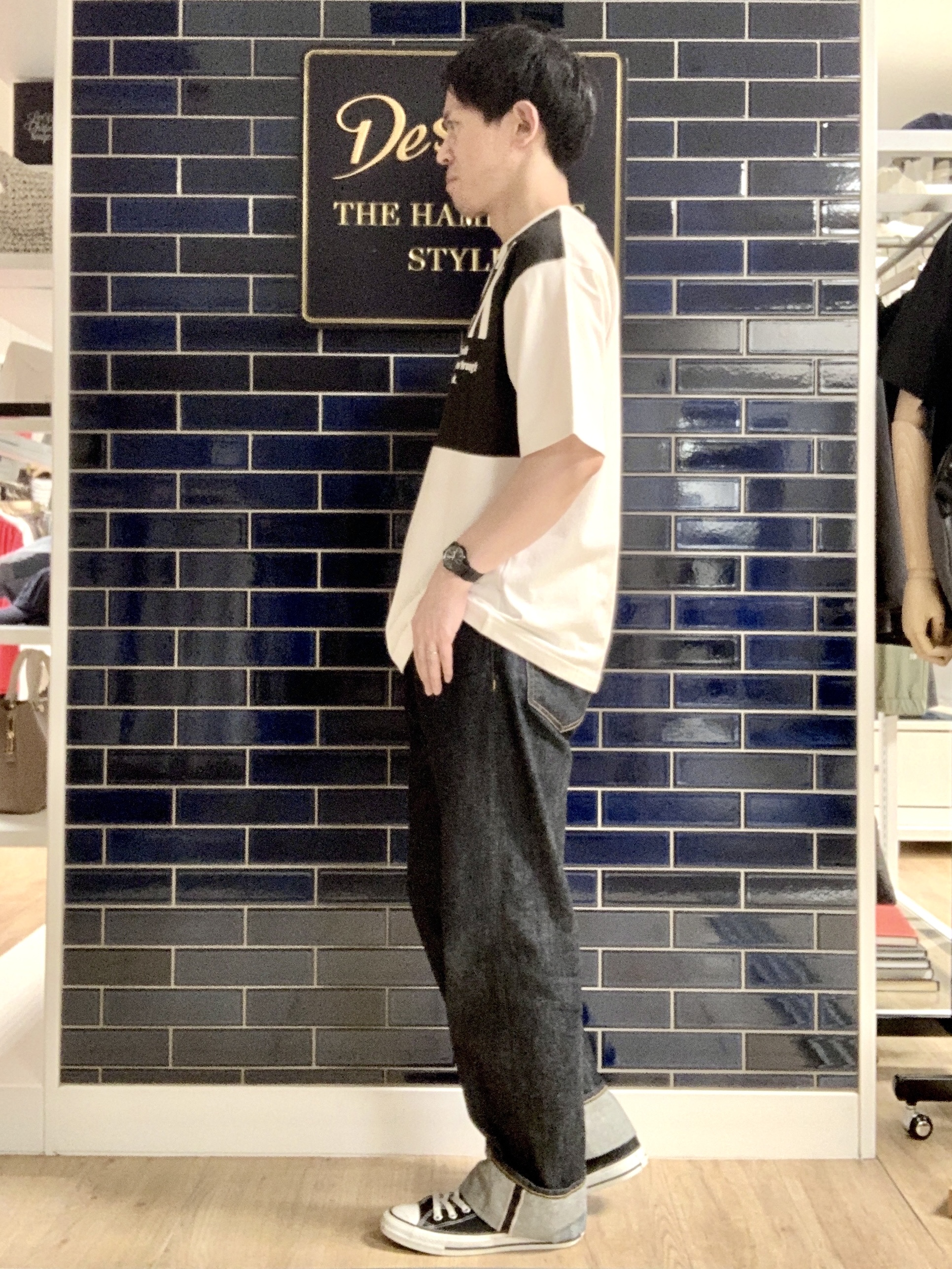 Takaさんの「Dessin｜【洗える】オーガニックコットングラフィックTシャツ」を使ったコーディネート