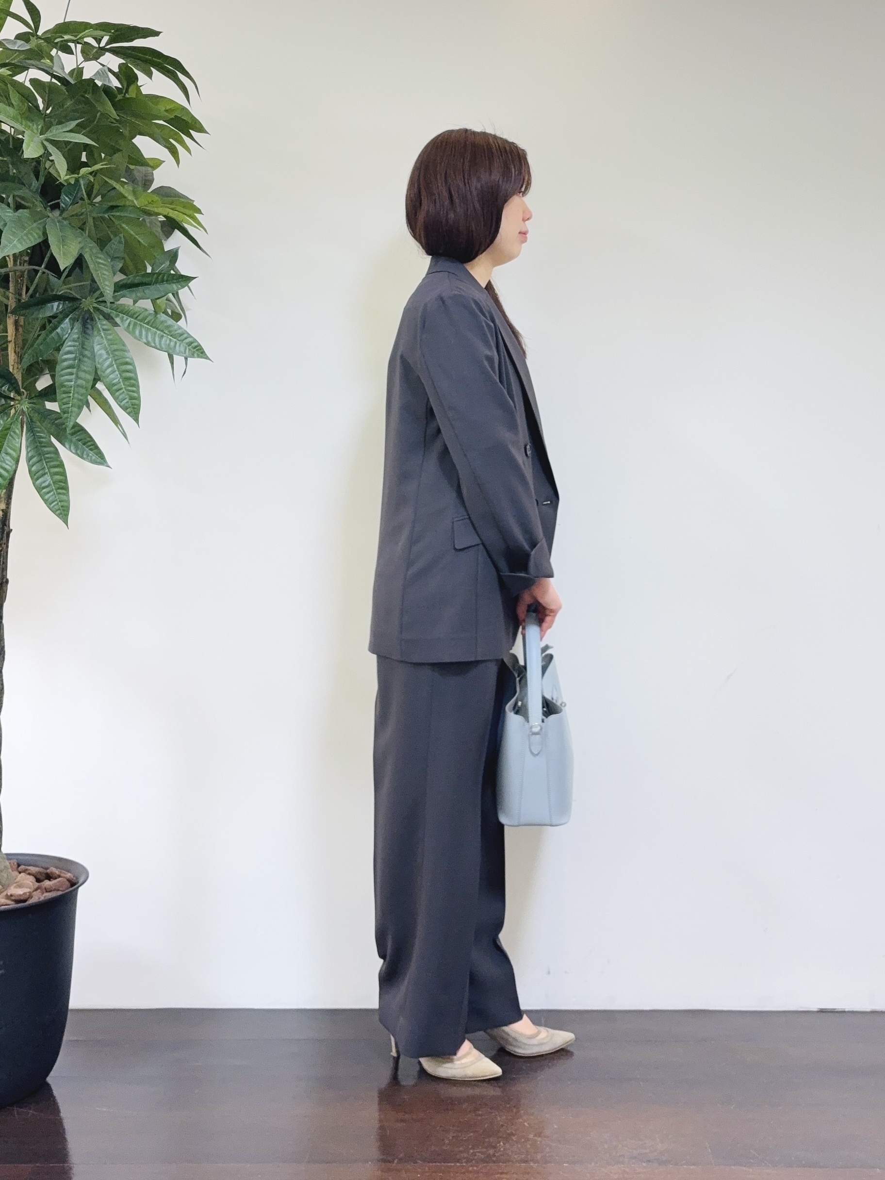 CHISATOさんの「UNTITLED｜【新色追加/セットアップ可】エアリー ダブルブレストジャケット」を使ったコーディネート