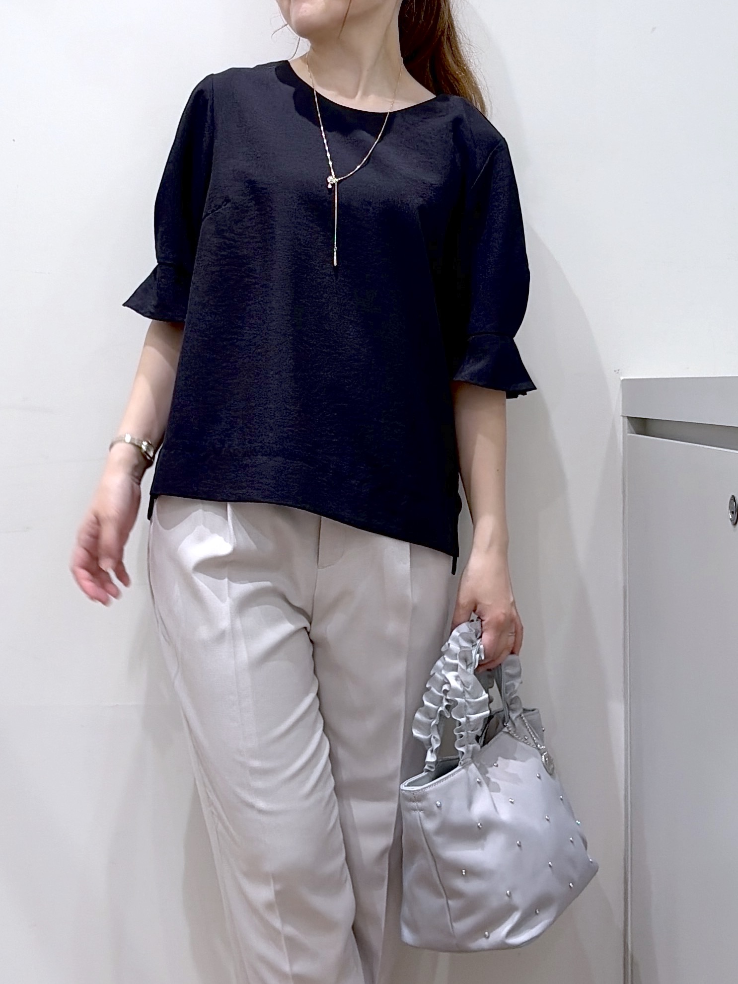 Junさんの「index｜【接触冷感／吸水速乾】タックパフスリーブブラウス《防シワ／洗濯機OK／XS～3L／8col》」を使ったコーディネート