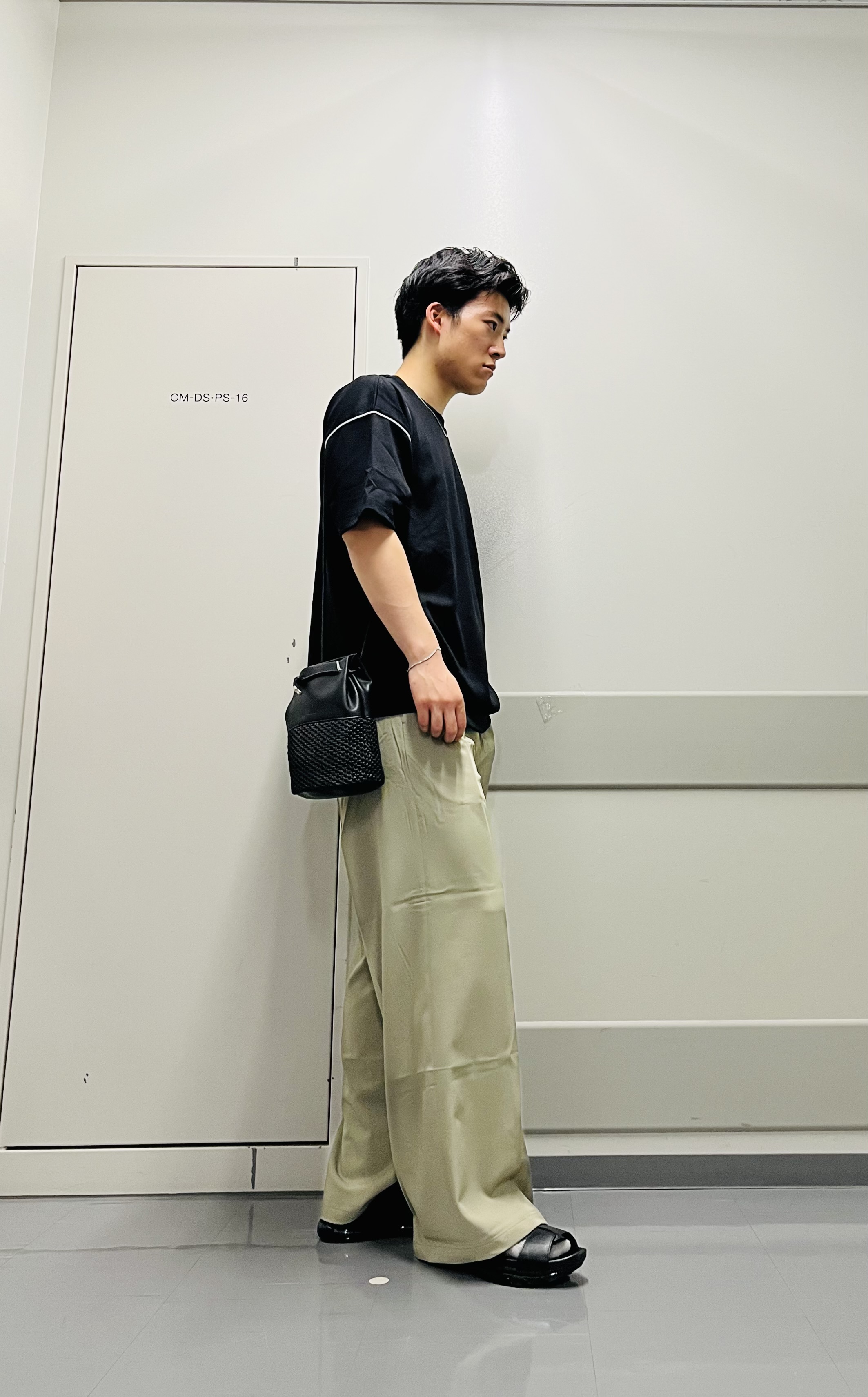 RITSUKIさんの「tk.TAKEO KIKUCHI｜パイピングカットソー」を使ったコーディネート