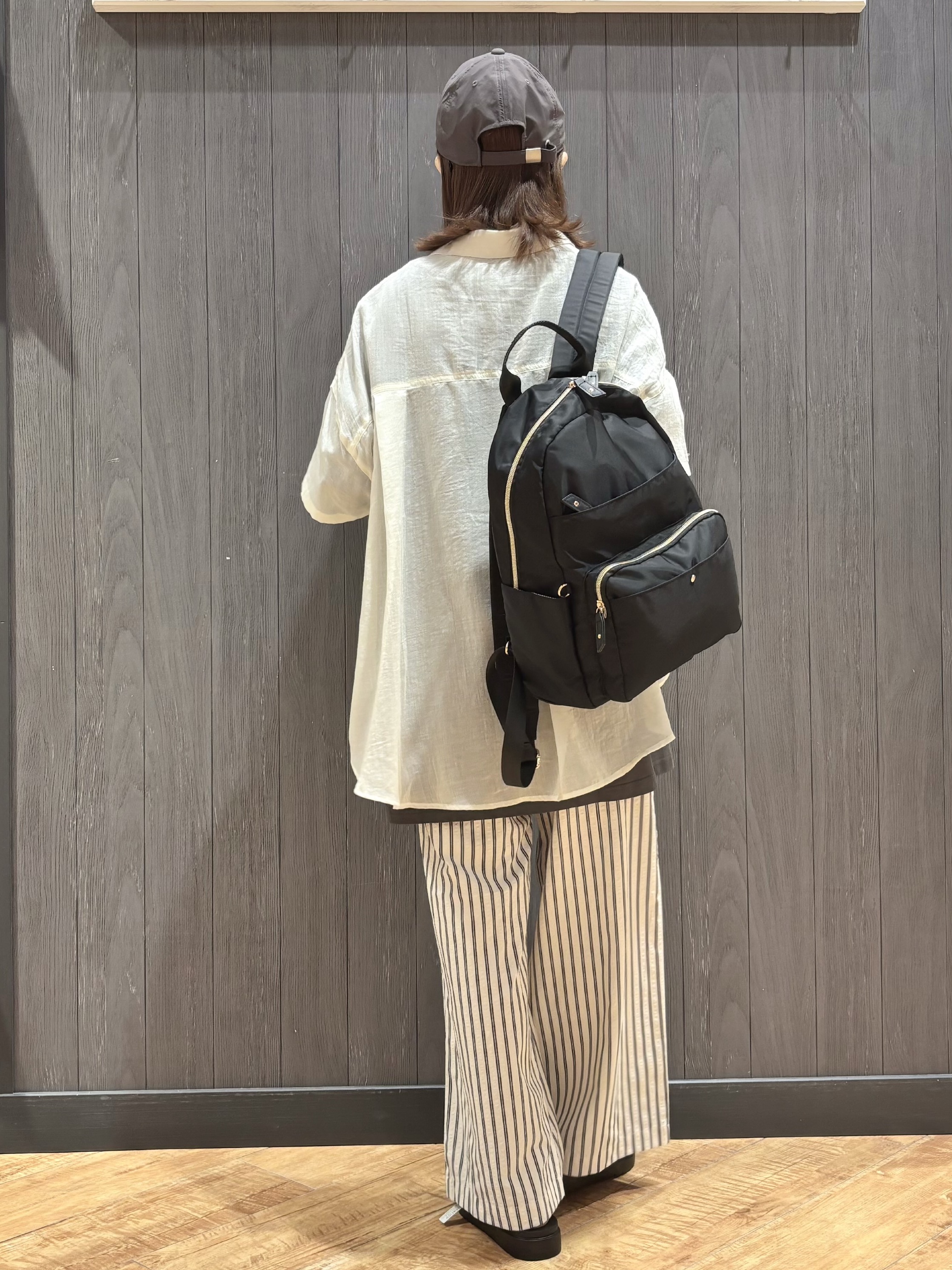 meiさんの「SHOO･LA･RUE｜ヒップがすっぽり隠れる やわらか5分袖シアーシャツ」を使ったコーディネート
