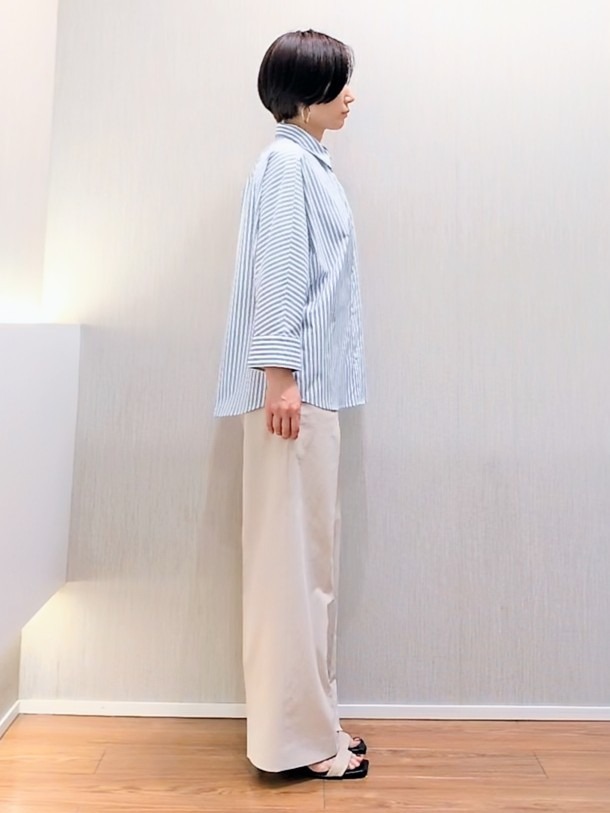 ミズタさんの「UNTITLED｜【接触冷感/吸水速乾/UVカット】ドルマンスリーブシャツ」を使ったコーディネート