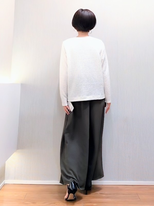 ミズタさんの「UNTITLED｜◆【アンサンブル可】ポコポコカーディガン」を使ったコーディネート