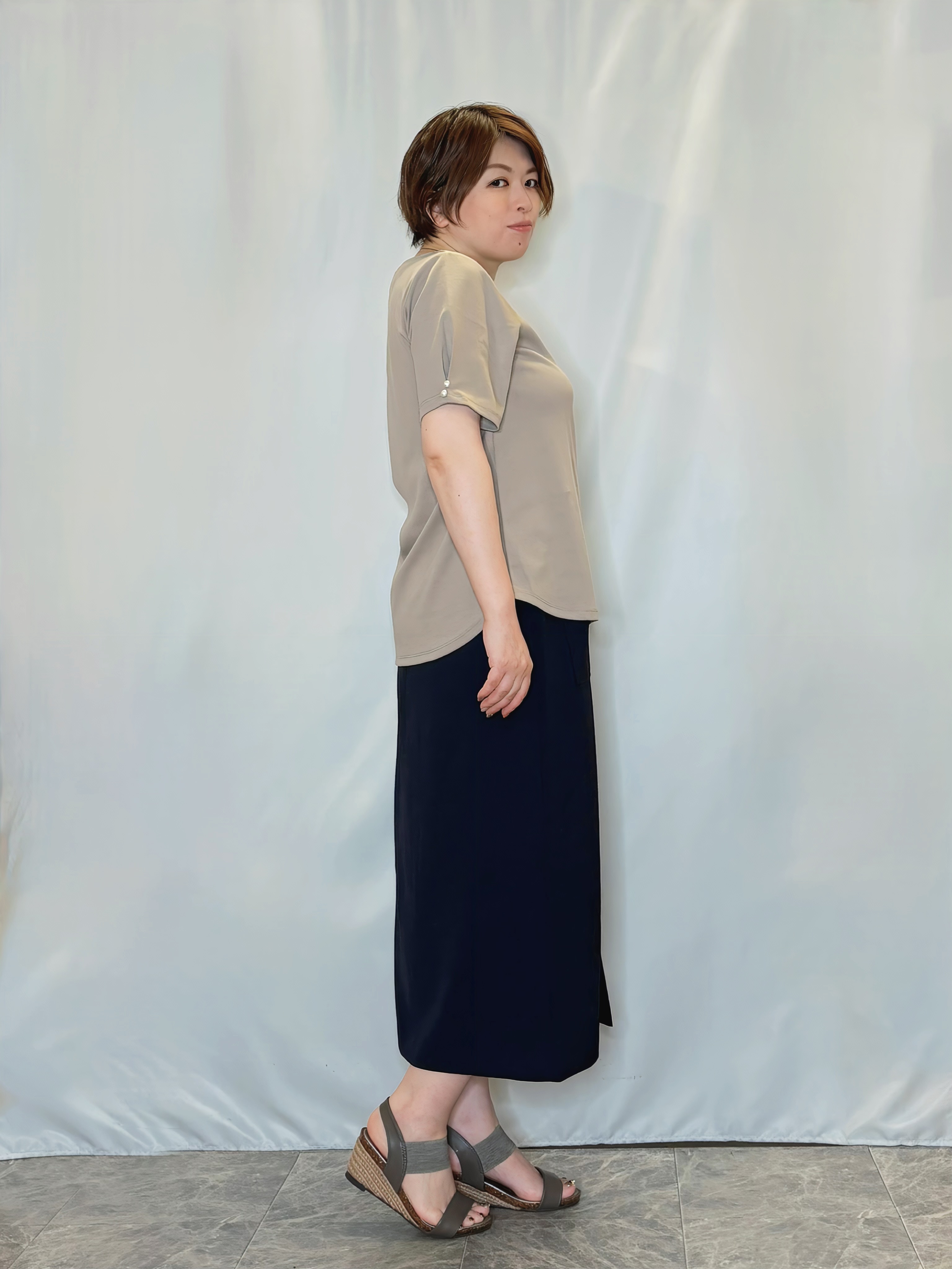 たみさんの「SHOO･LA･RUE｜【2点セット/洗濯機可/S-LL】ネックレス付き お袖パールブラウス」を使ったコーディネート