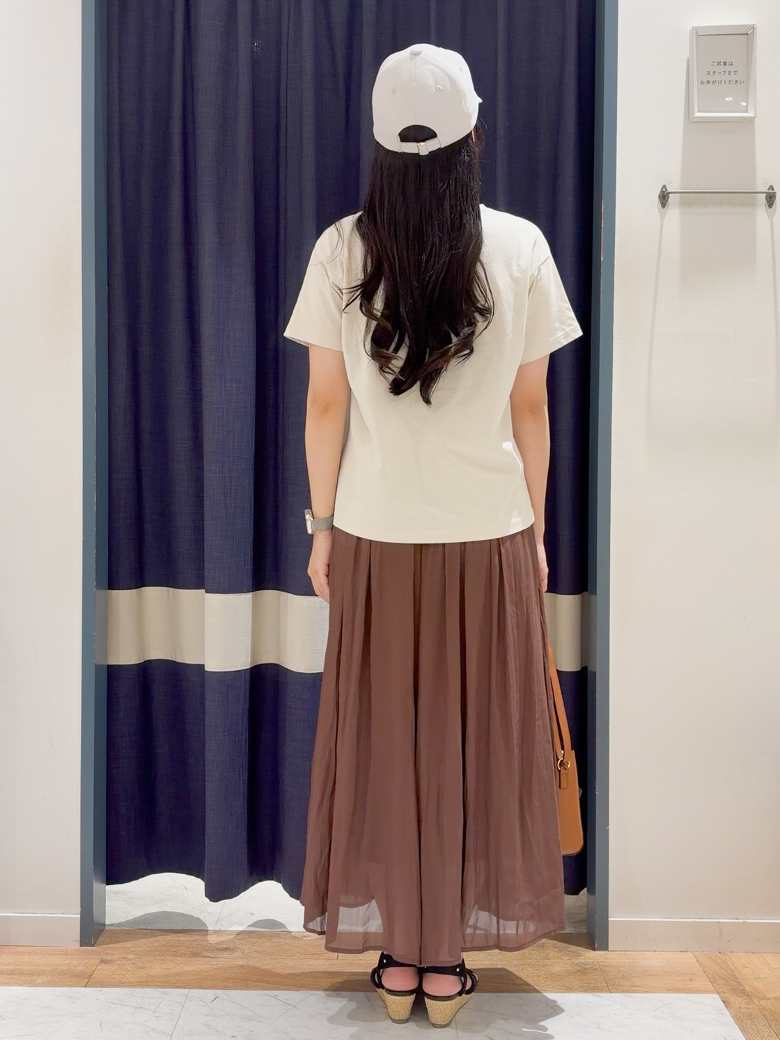 chihaさんの「grove｜【遮熱／吸水速乾／UVカット】ベーシックロゴTシャツ」を使ったコーディネート