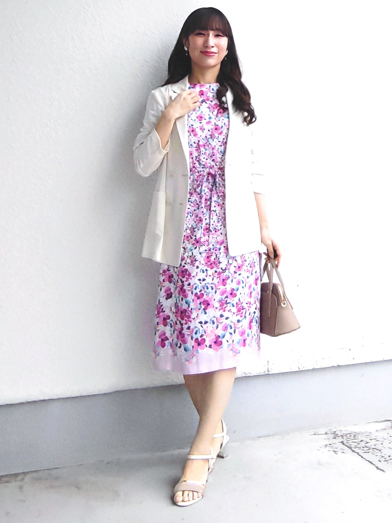 keinaさんの「SunaUna｜小花柄ワンピース」を使ったコーディネート