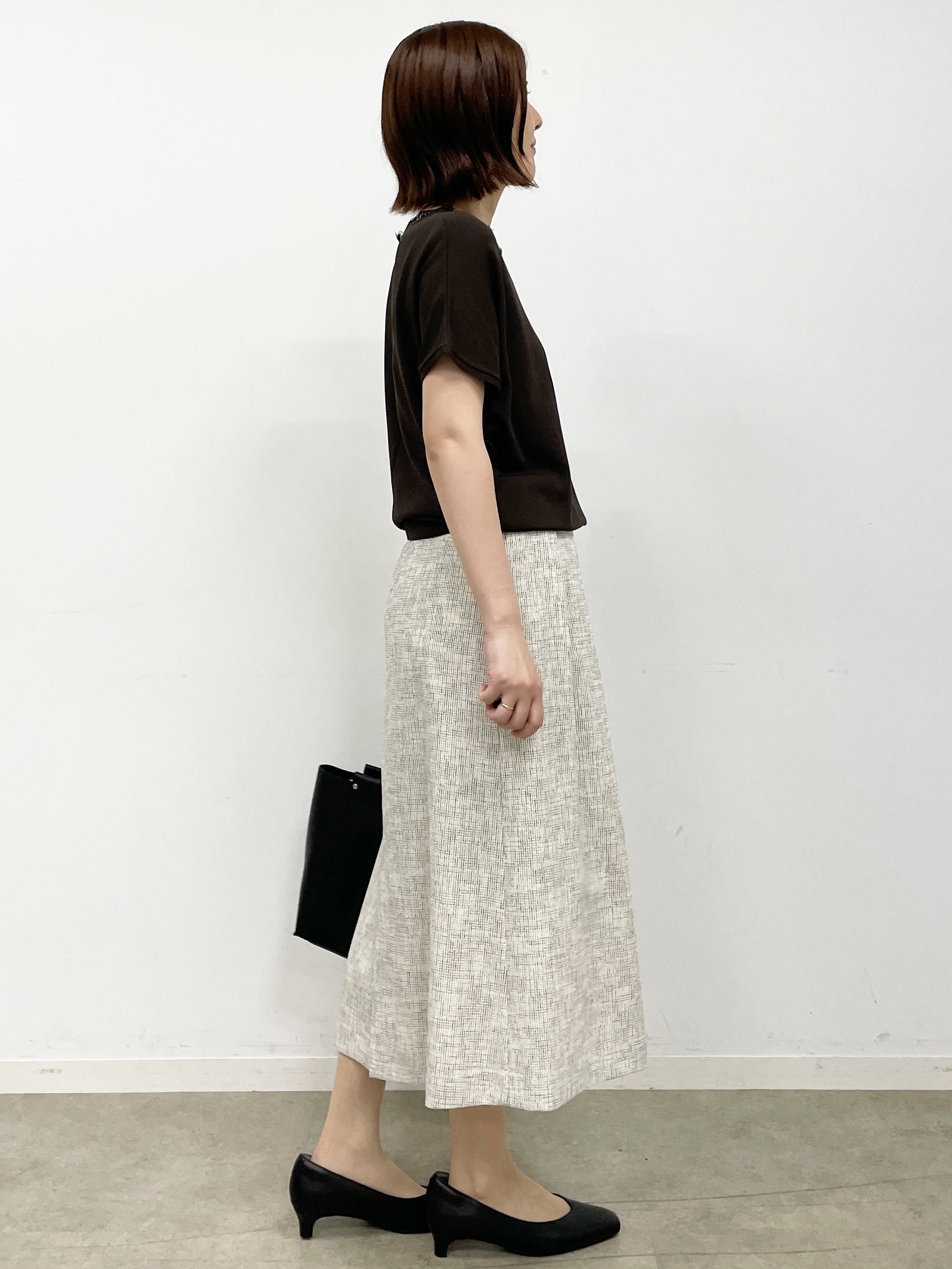 あやたかさんの「Reflect｜【二の腕カバー／手洗い可】ネックレース フレンチスリーブニット」を使ったコーディネート