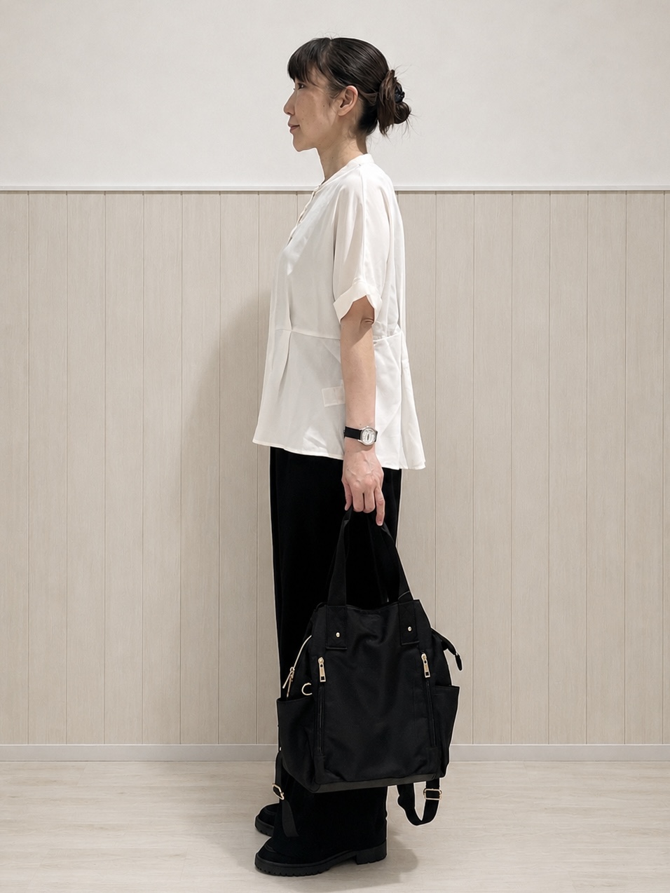 まつみさんの「SHOO･LA･RUE｜【UV/通勤】洗濯後しわになりにくい インしない ウエストタックペプラムブラウス」を使ったコーディネート