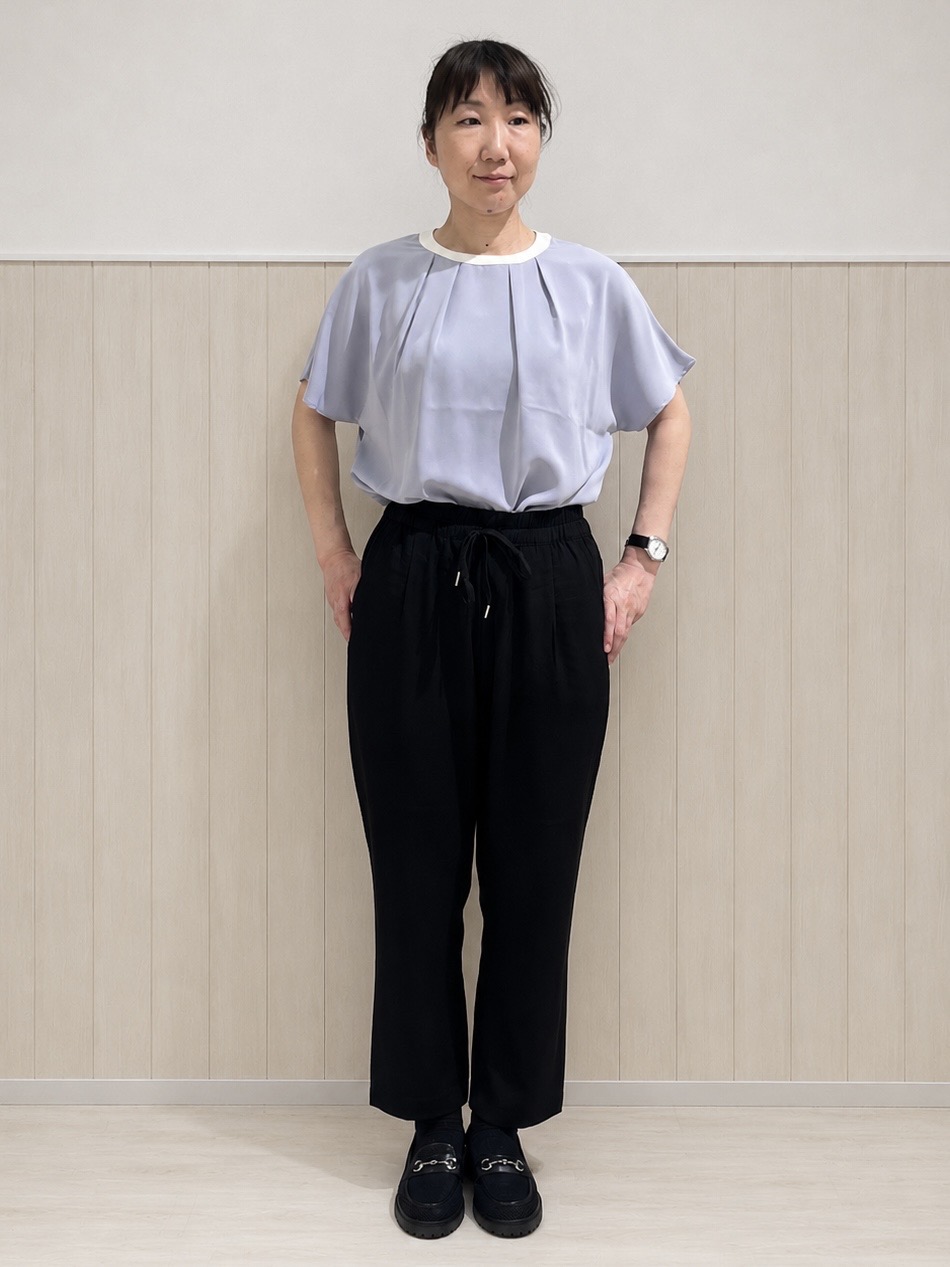 まつみさんの「SHOO･LA･RUE｜【洗濯機可/S-LL】オンにもオフにも マルチに使えるボタンレスカーディガン」を使ったコーディネート