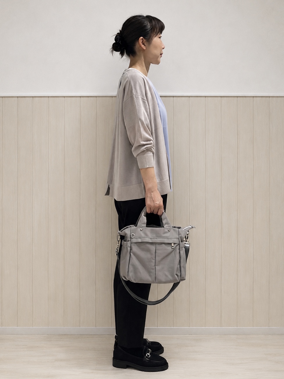 まつみさんの「SHOO･LA･RUE｜【洗濯機可/S-LL】オンにもオフにも マルチに使えるボタンレスカーディガン」を使ったコーディネート