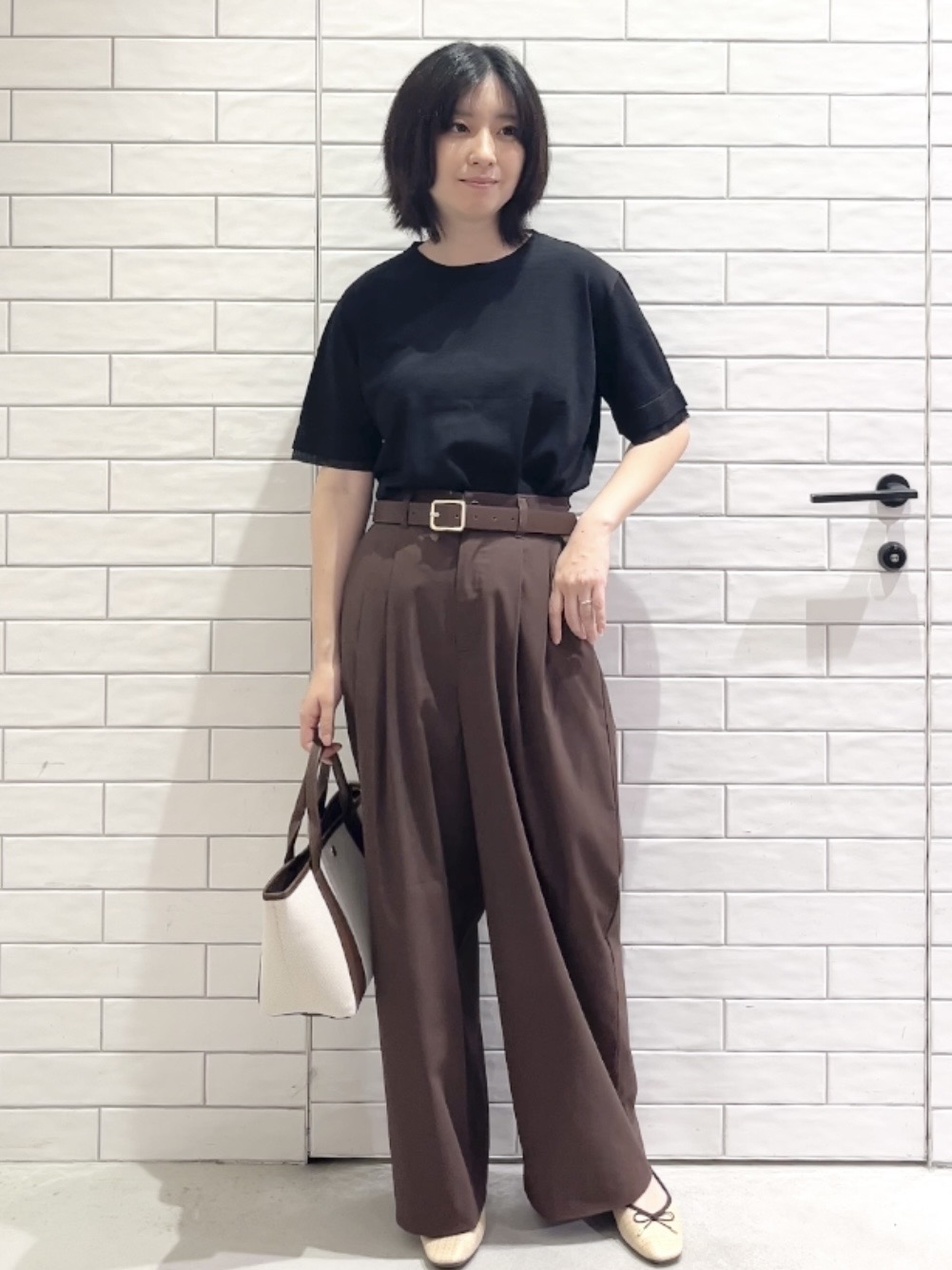 しおりさんの「OPAQUE.CLIP｜【UV／接触冷感／抗ピル】シアー＆レイヤード風さらりニット《洗濯機OK》」を使ったコーディネート