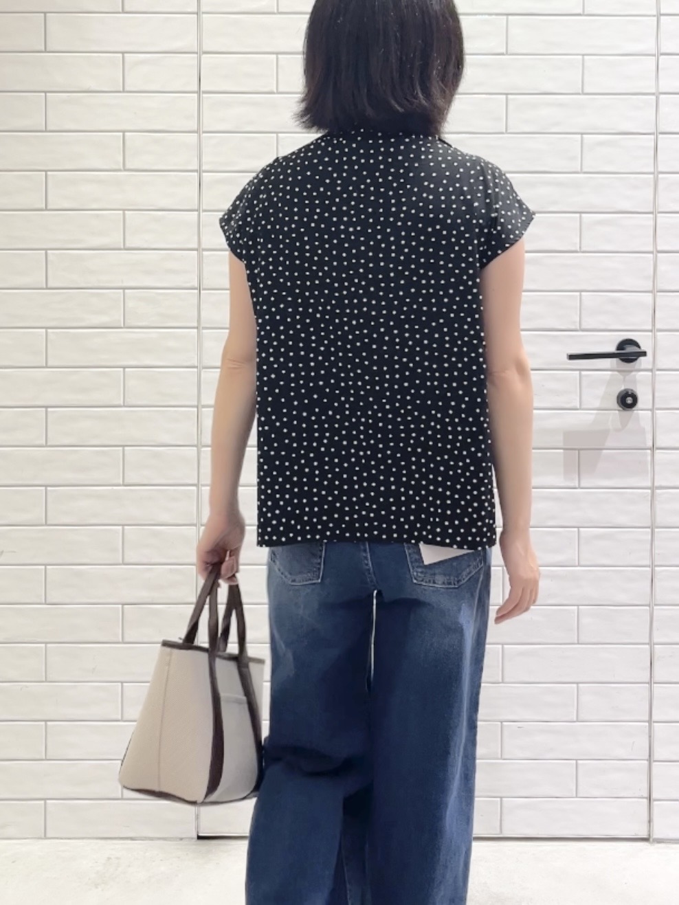 しおりさんの「OPAQUE.CLIP｜ドットボウタイブラウス【洗濯機OK】」を使ったコーディネート