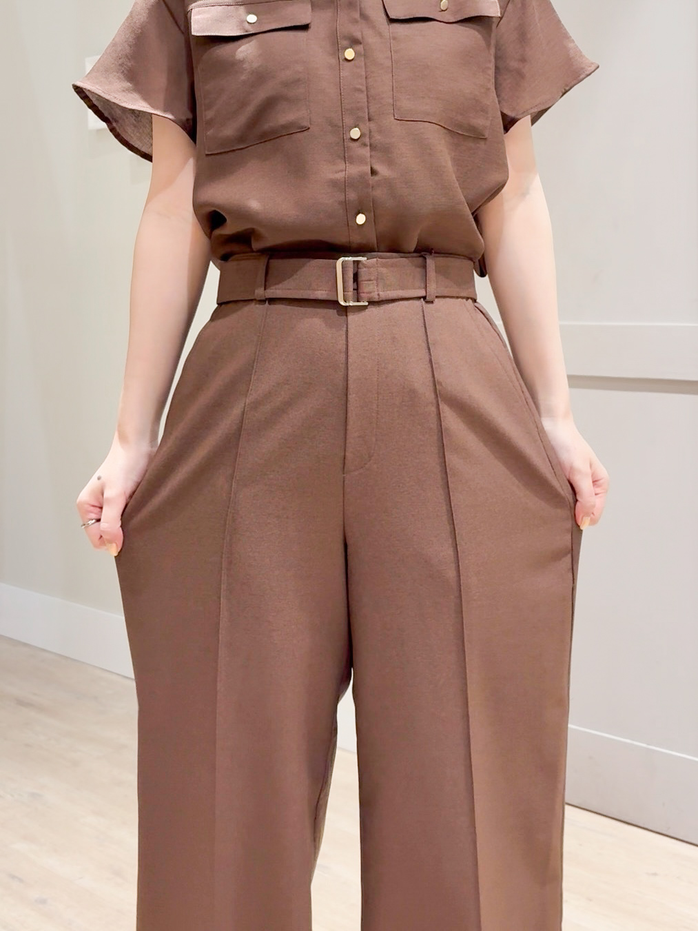 Mayuさんの「grove｜【洗濯機OK/SETUP可】シワになりにくい、フレアスリーブブラウス」を使ったコーディネート
