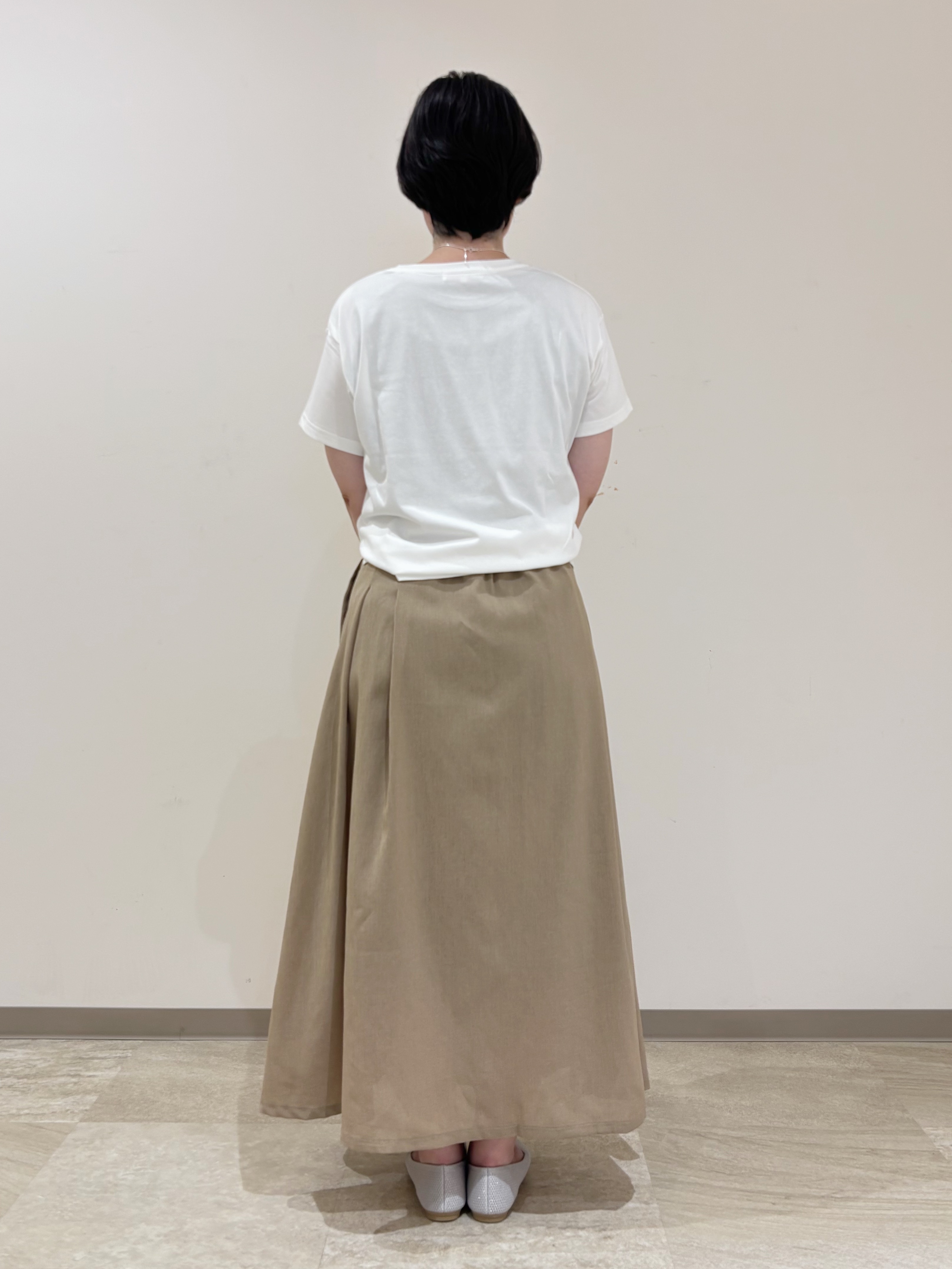 marikoさんの「grove｜【遮熱／吸水速乾／UVカット】ベーシックロゴTシャツ」を使ったコーディネート