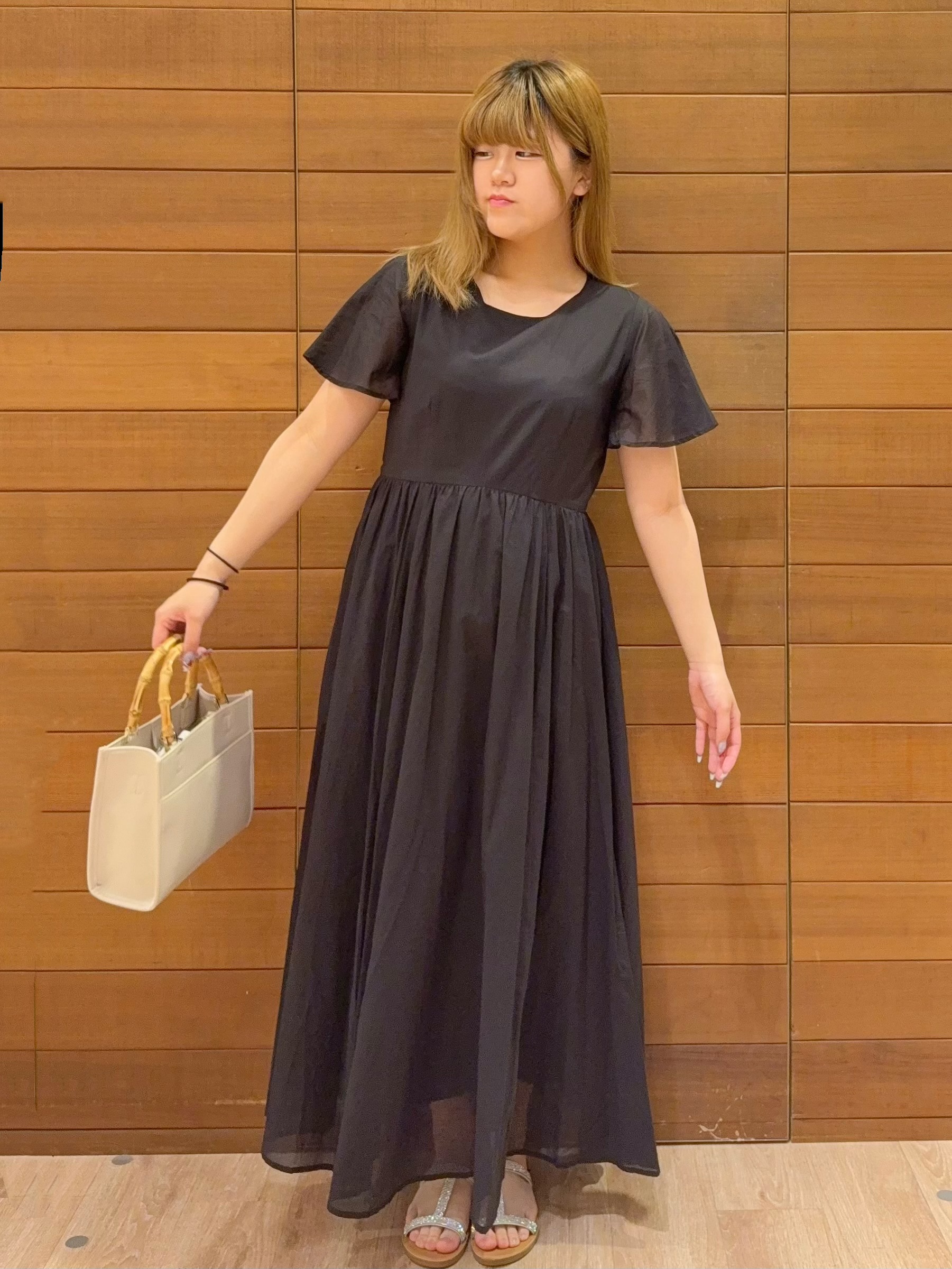 ぴのさんの「OPAQUE.CLIP｜【UV／接触冷感】Vネックリラクシーニットカーディガン《洗濯機OK／抗ピル》」を使ったコーディネート