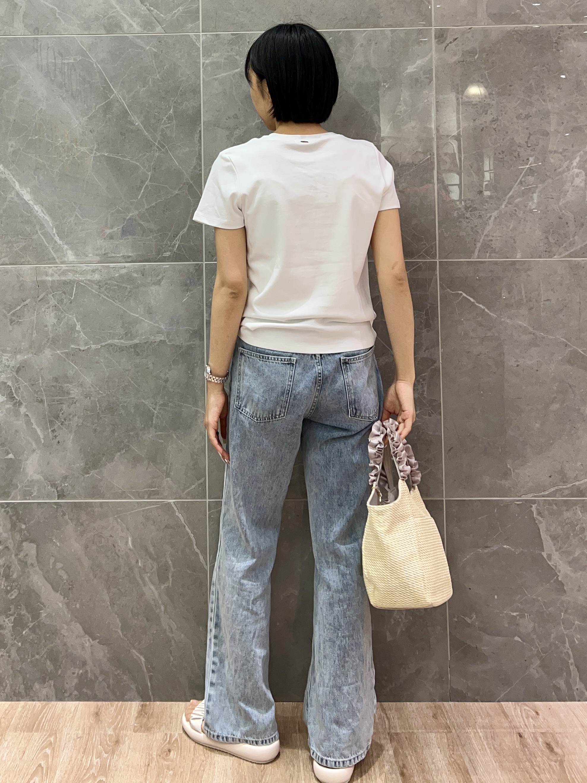 みくさんの「OPAQUE.CLIP｜【接触冷感】エンブレムロゴ刺繍Tシャツ《UVケア／洗濯機OK》」を使ったコーディネート