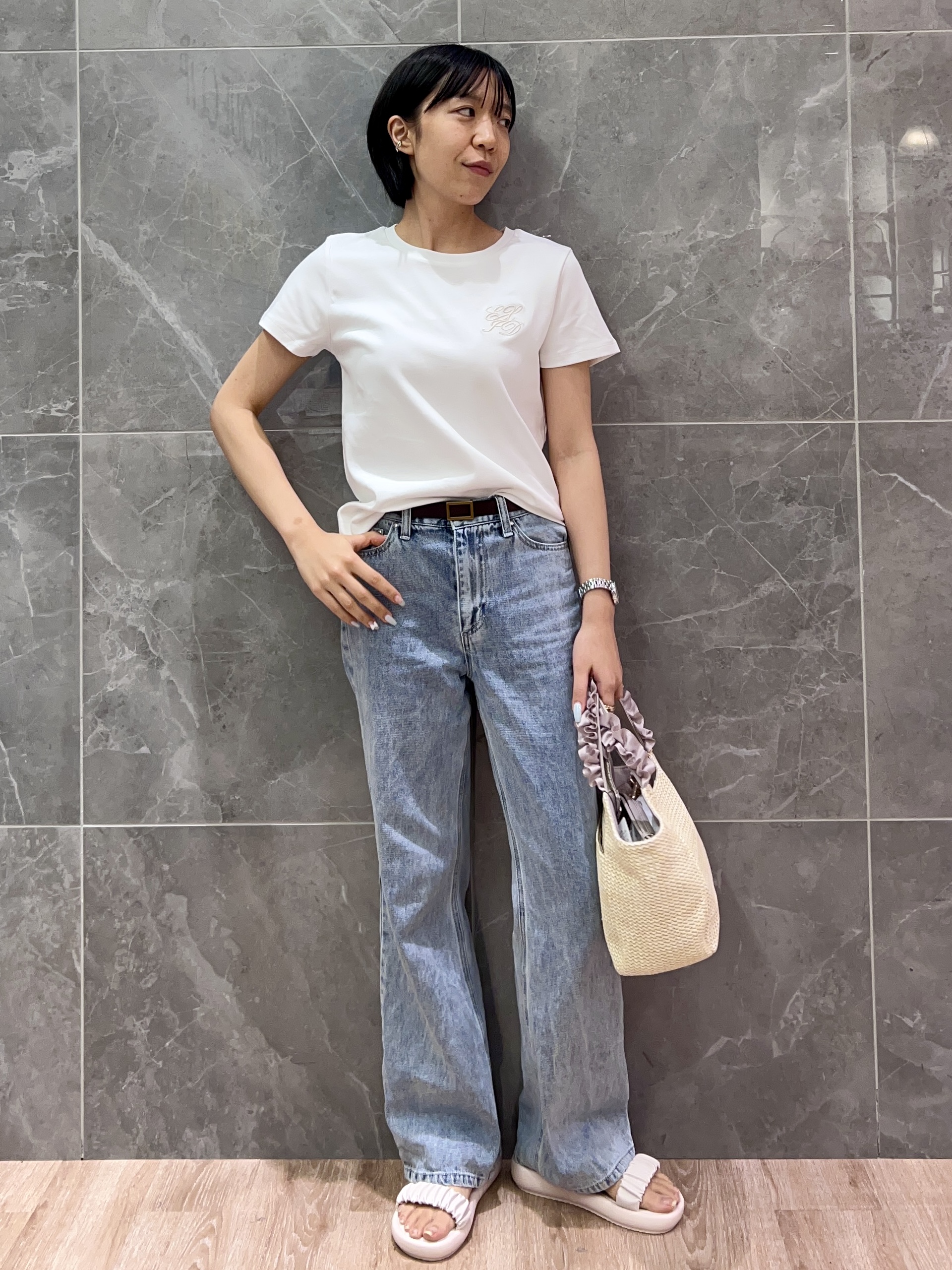 みくさんの「OPAQUE.CLIP｜【接触冷感】エンブレムロゴ刺繍Tシャツ《UVケア／洗濯機OK》」を使ったコーディネート